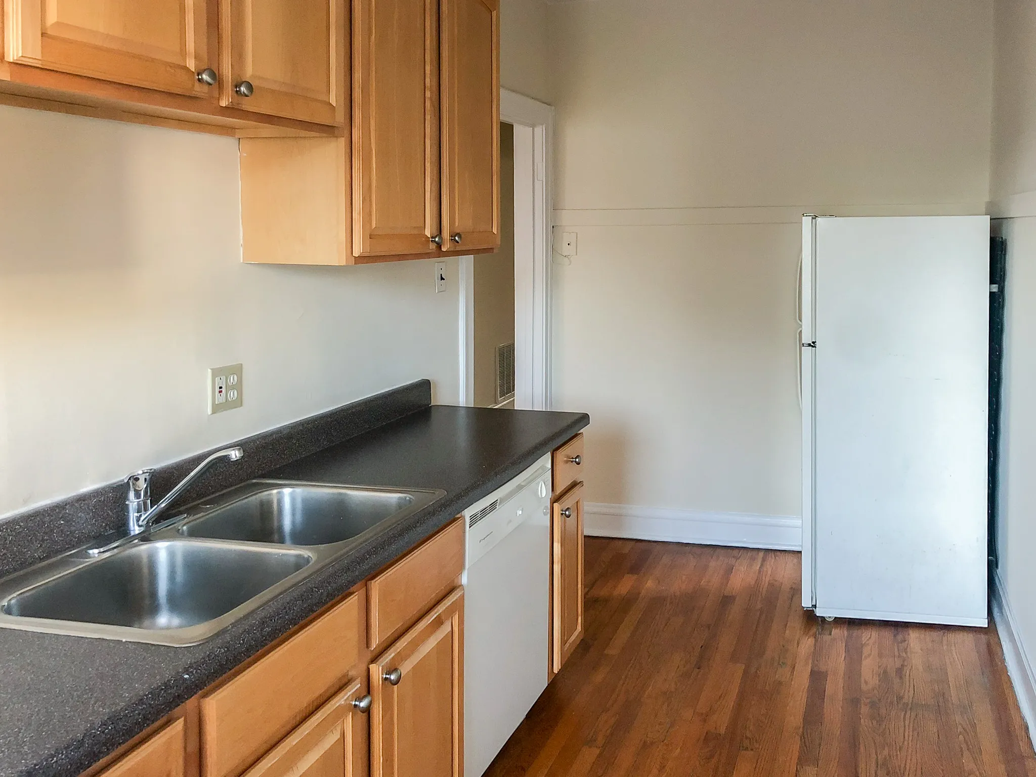 2016 W AINSLIE ST 60625-unit#01-Chicago-IL