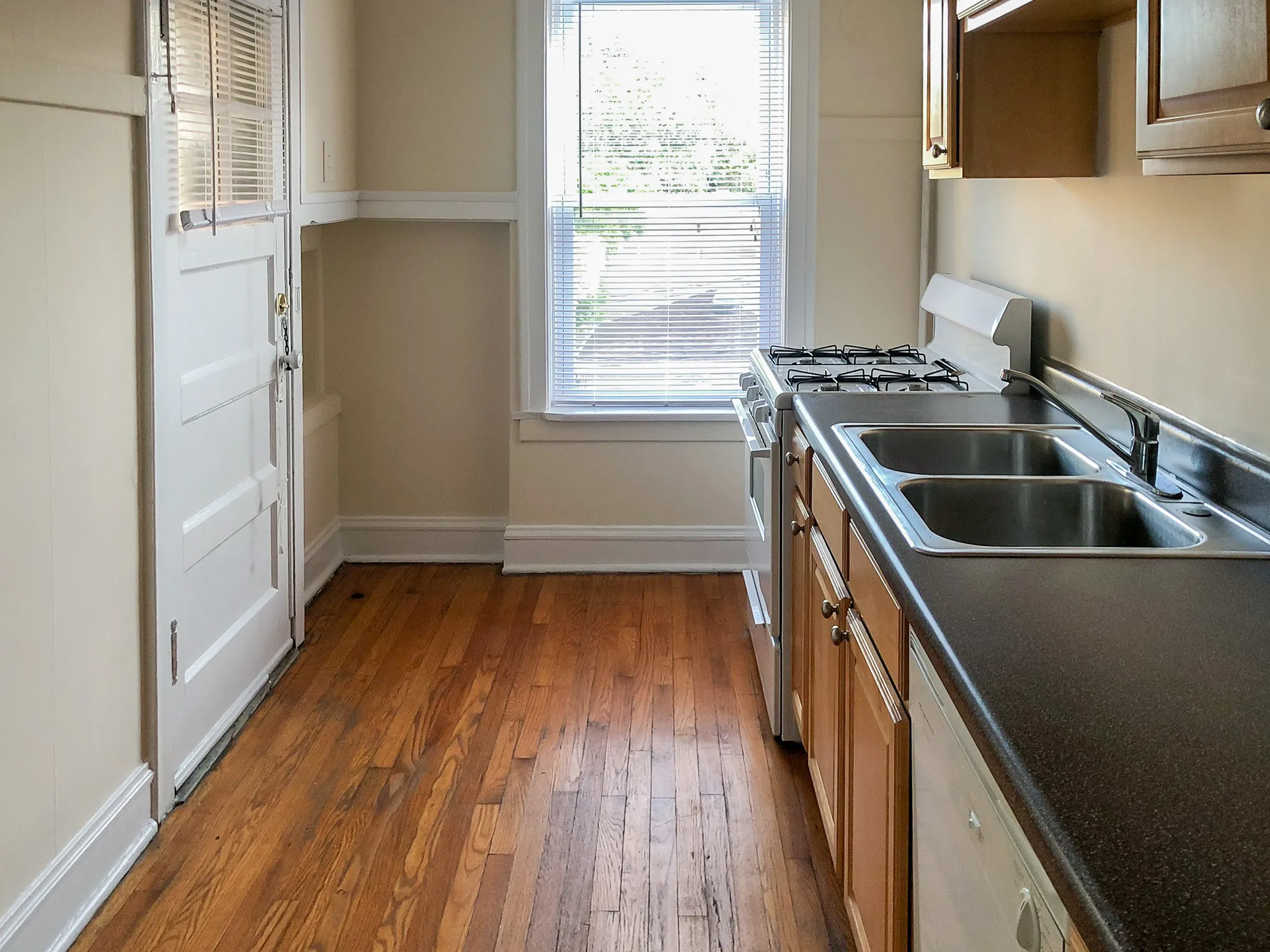 2016 W AINSLIE ST 60625-unit#01-Chicago-IL