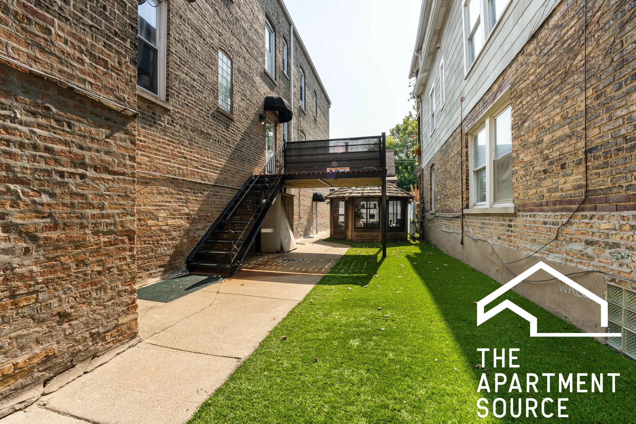 2215 W WELLINGTON AVE 60618-unit#G-Chicago-IL