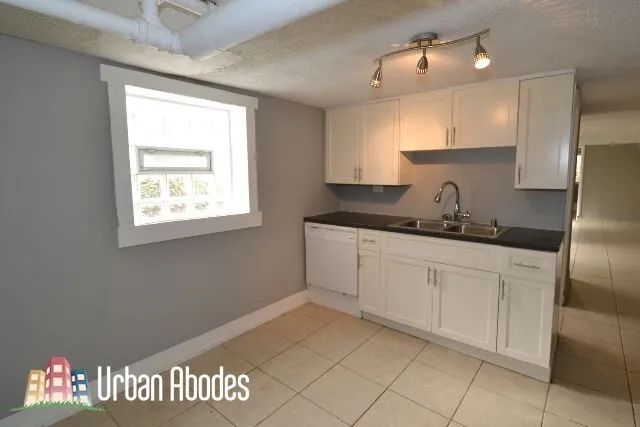 2043 N AVERS AVE 60647-unit#B-Chicago-IL