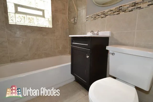 2043 N AVERS AVE 60647-unit#B-Chicago-IL