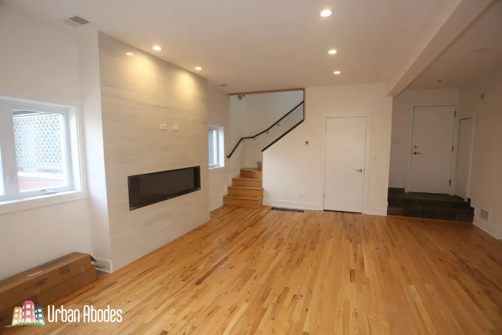 1637 N CLYBOURN AVE 60614-unit#CH2-Chicago-IL
