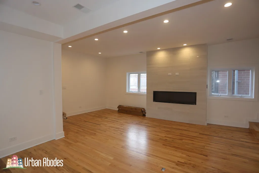 1637 N CLYBOURN AVE 60614-unit#CH2-Chicago-IL