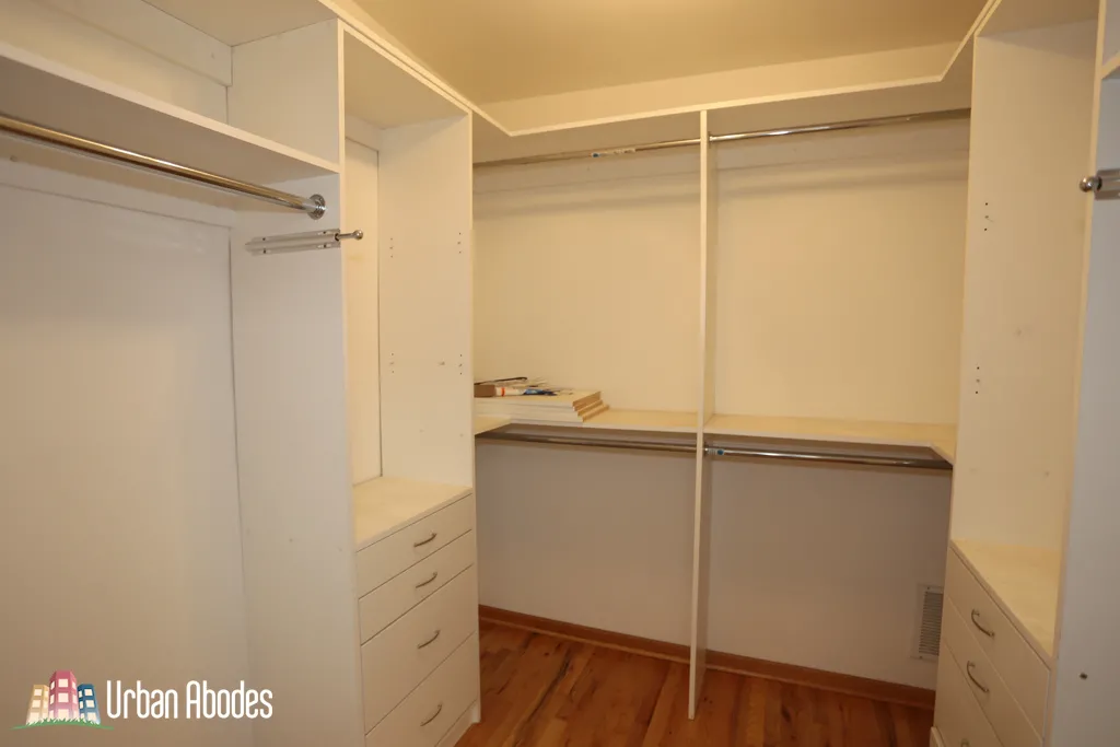 1637 N CLYBOURN AVE 60614-unit#CH2-Chicago-IL