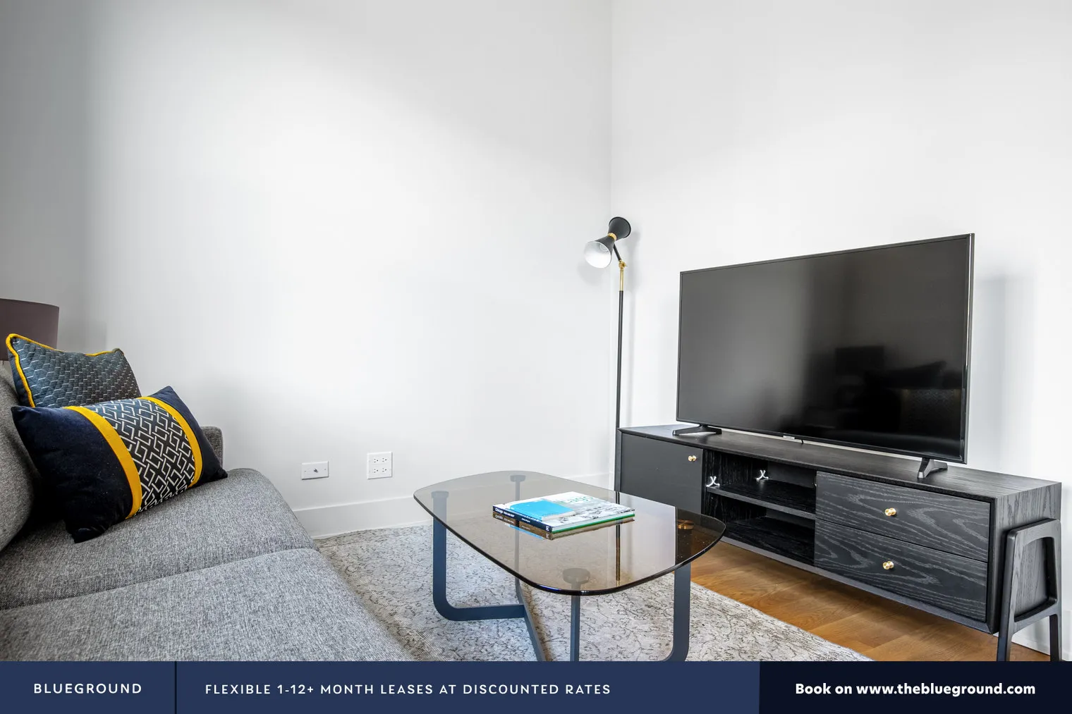 3707 N SOUTHPORT AVE 60613-3707 N. Southport Ave.-unit#ID337-Chicago-IL