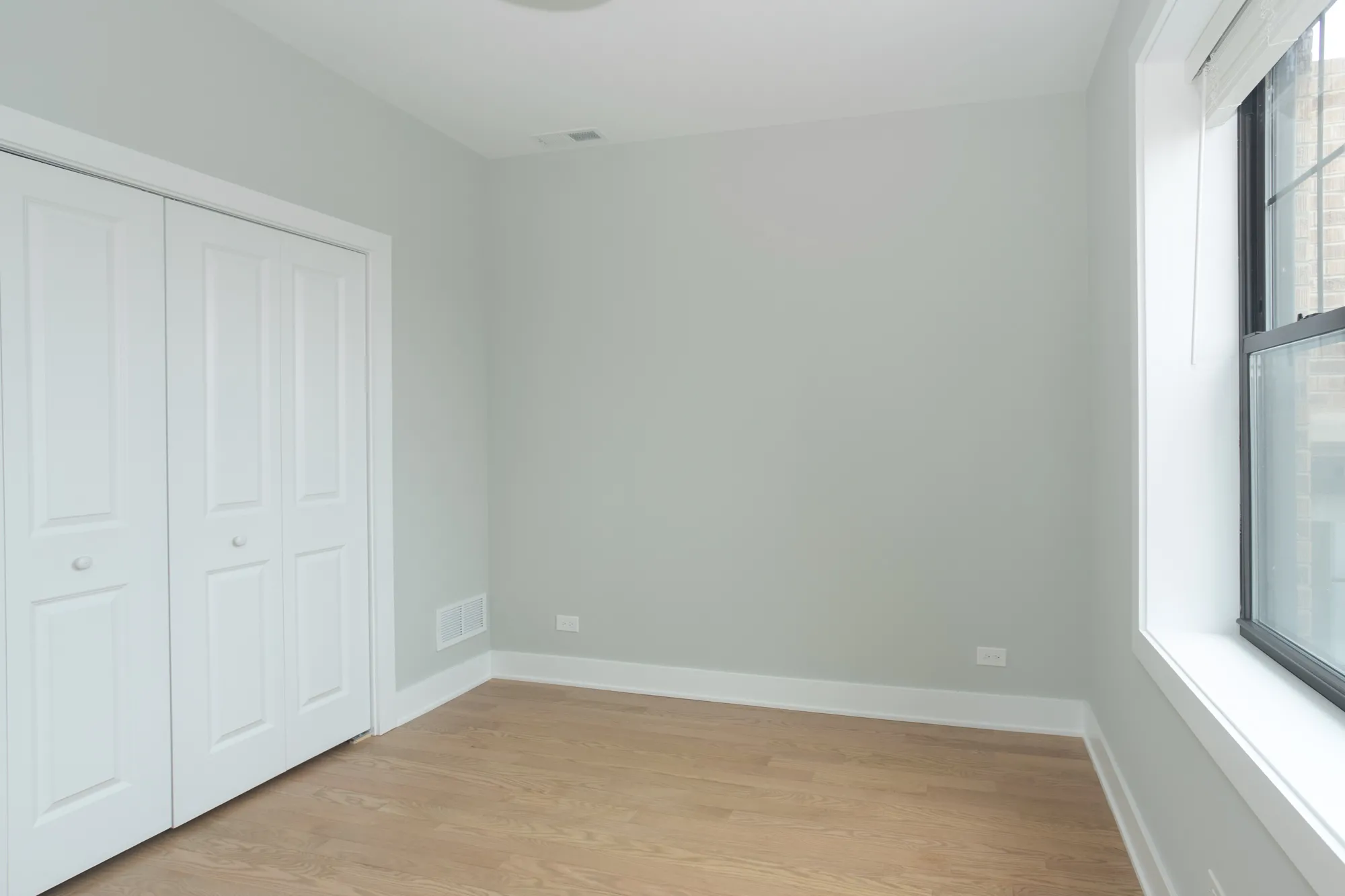 2032 W MONTROSE AVE 60625-unit#2B-Chicago-IL