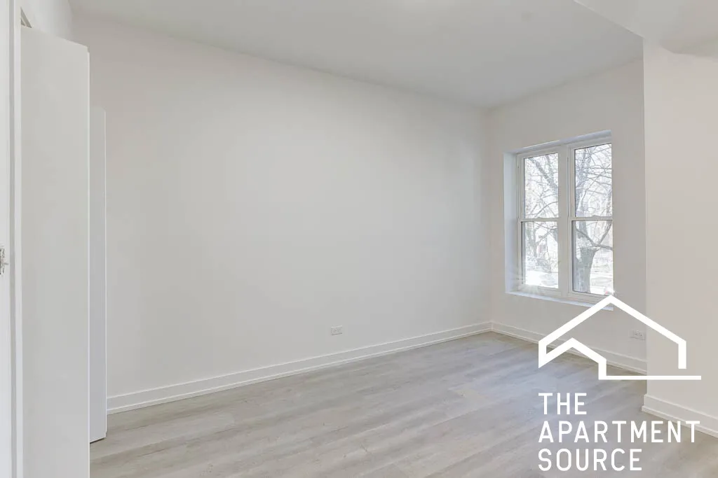 4939 N ST LOUIS AVE 60625-unit#1S-Chicago-IL