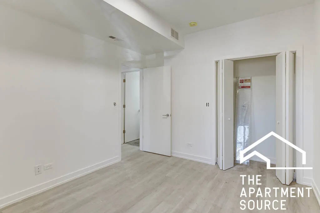 4939 N ST LOUIS AVE 60625-unit#1S-Chicago-IL