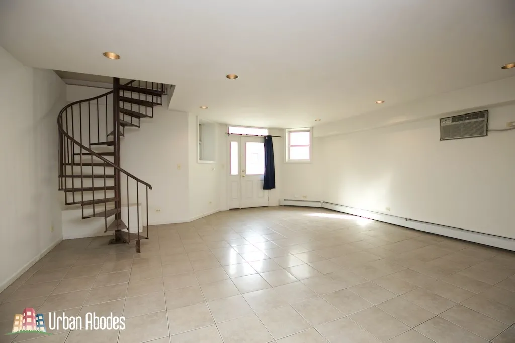 6719 N SHERIDAN RD 60626-unit#1NB-Chicago-IL