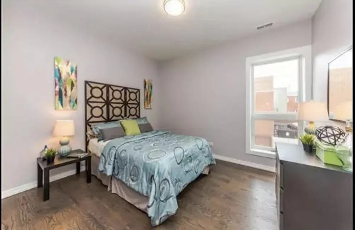 2424 W FLMORE ST 60612-unit#3-Chicago-IL