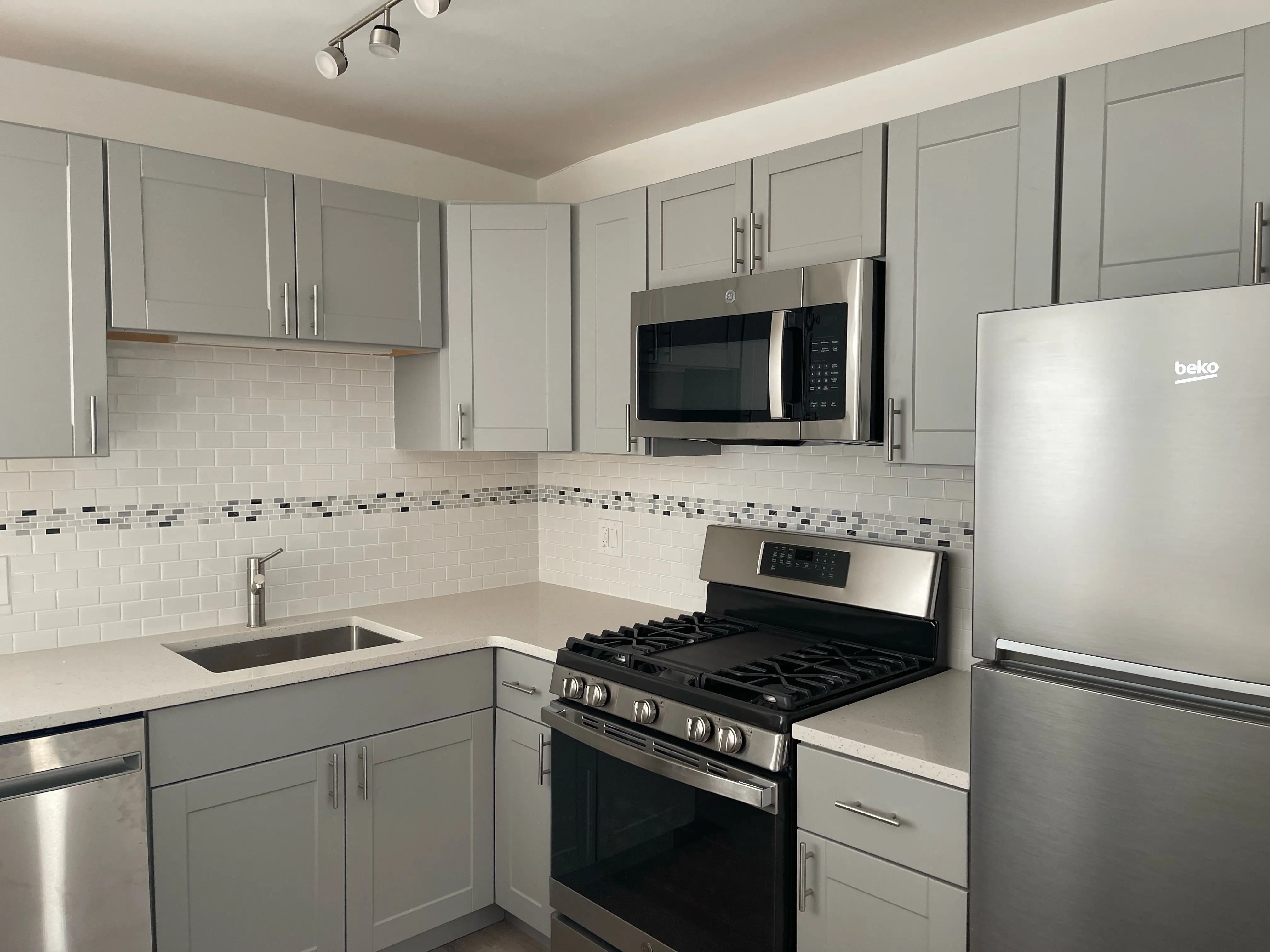 2424 N CLARK ST 60614-unit#301-Chicago-IL