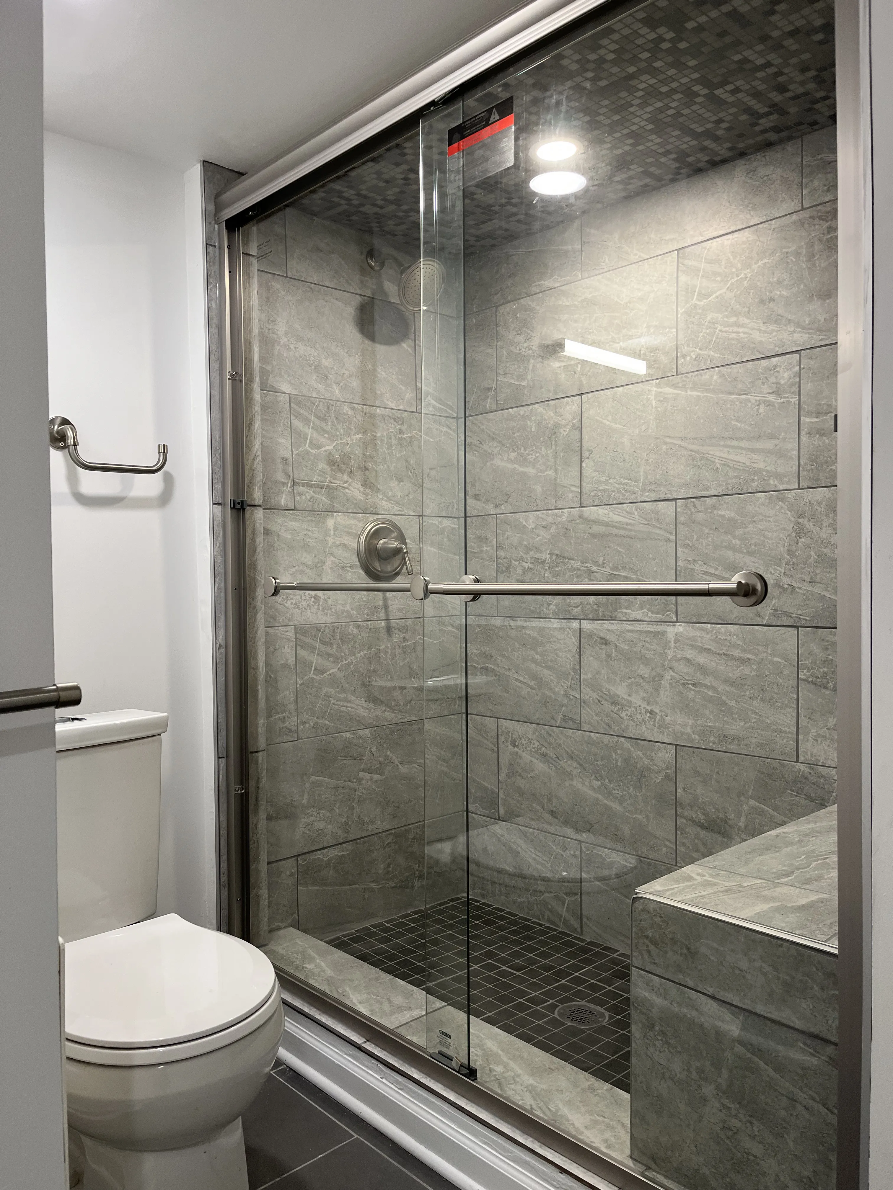 2301 W MONTROSE AVE 60618-unit#B-Chicago-IL