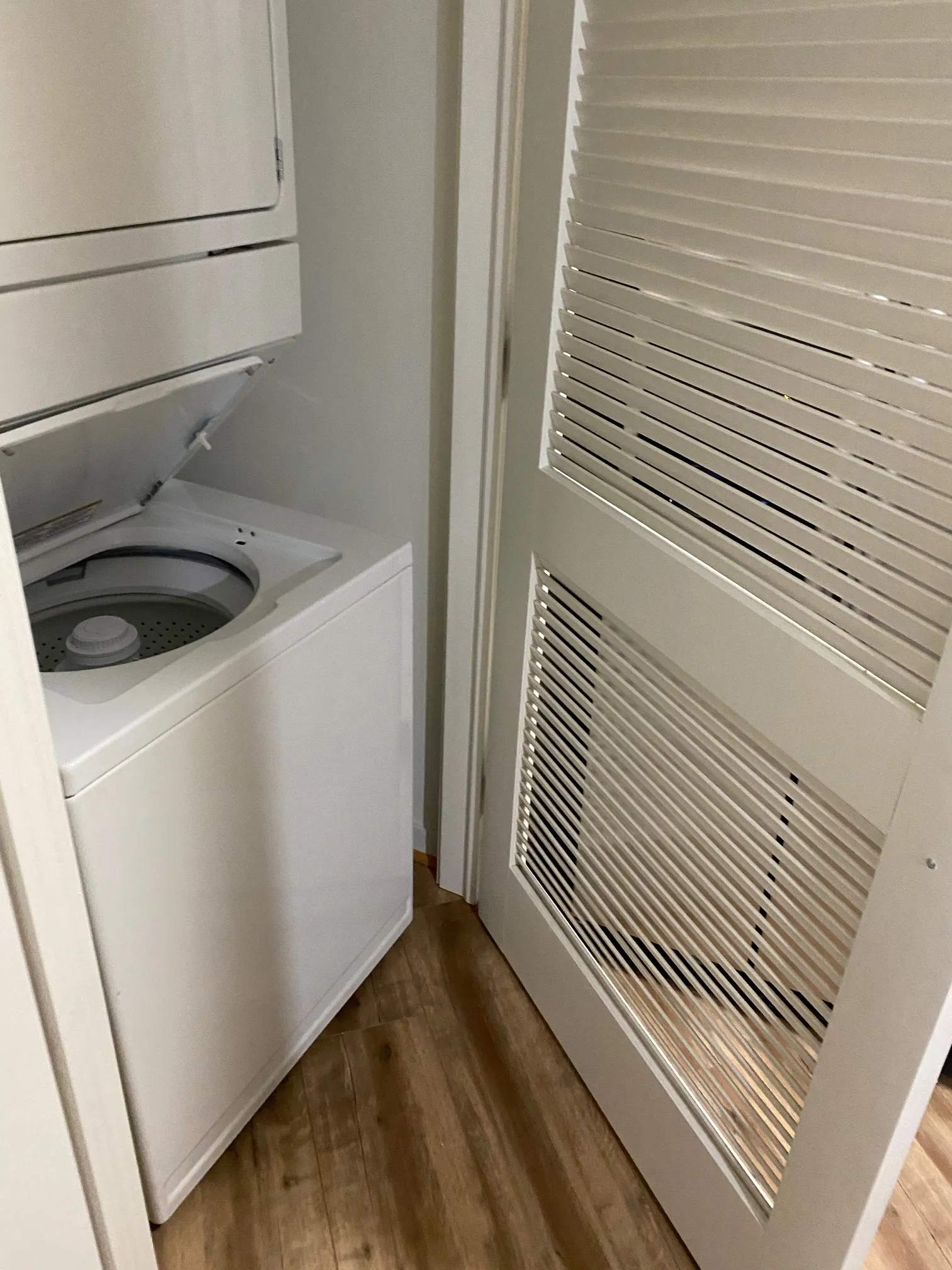 420 E WATERSIDE DR 60601-Regatta-unit#1602-Chicago-IL