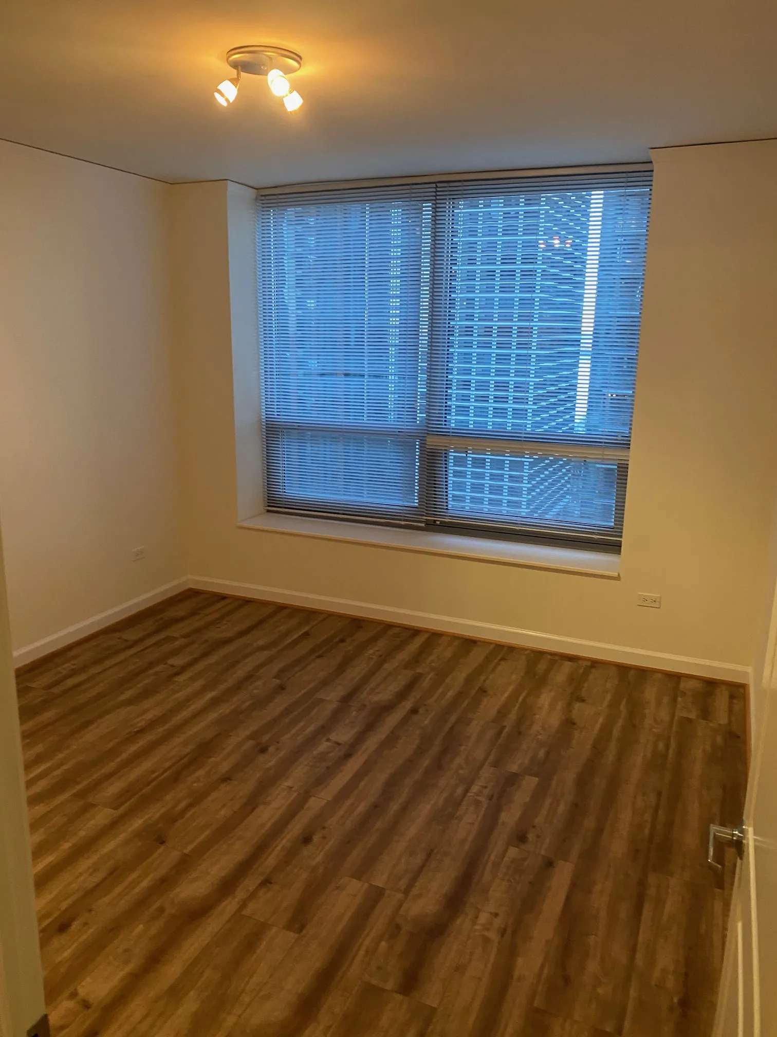 420 E WATERSIDE DR 60601-Regatta-unit#1602-Chicago-IL