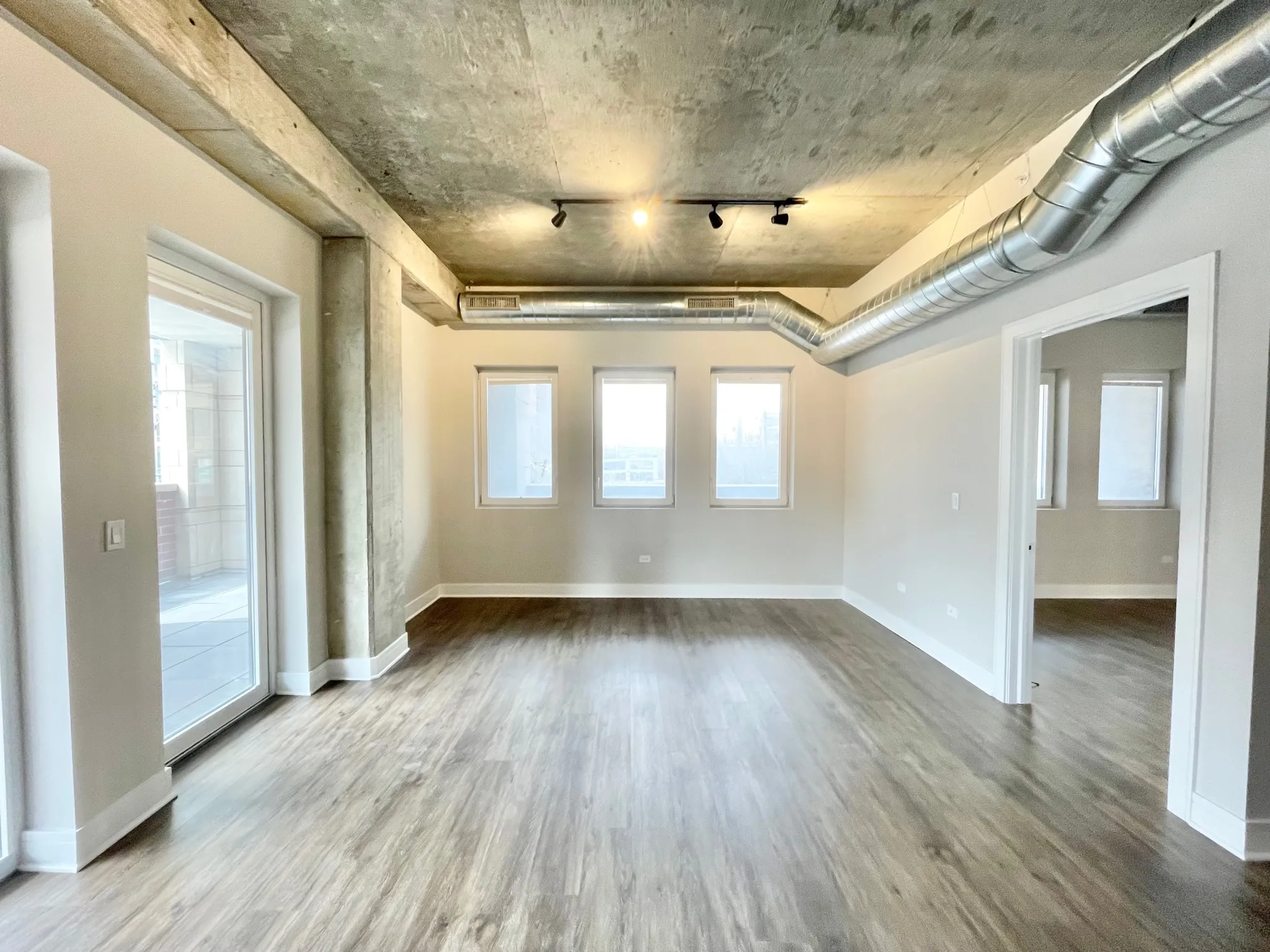 3833 N BROADWAY 60613-unit#212-Chicago-IL