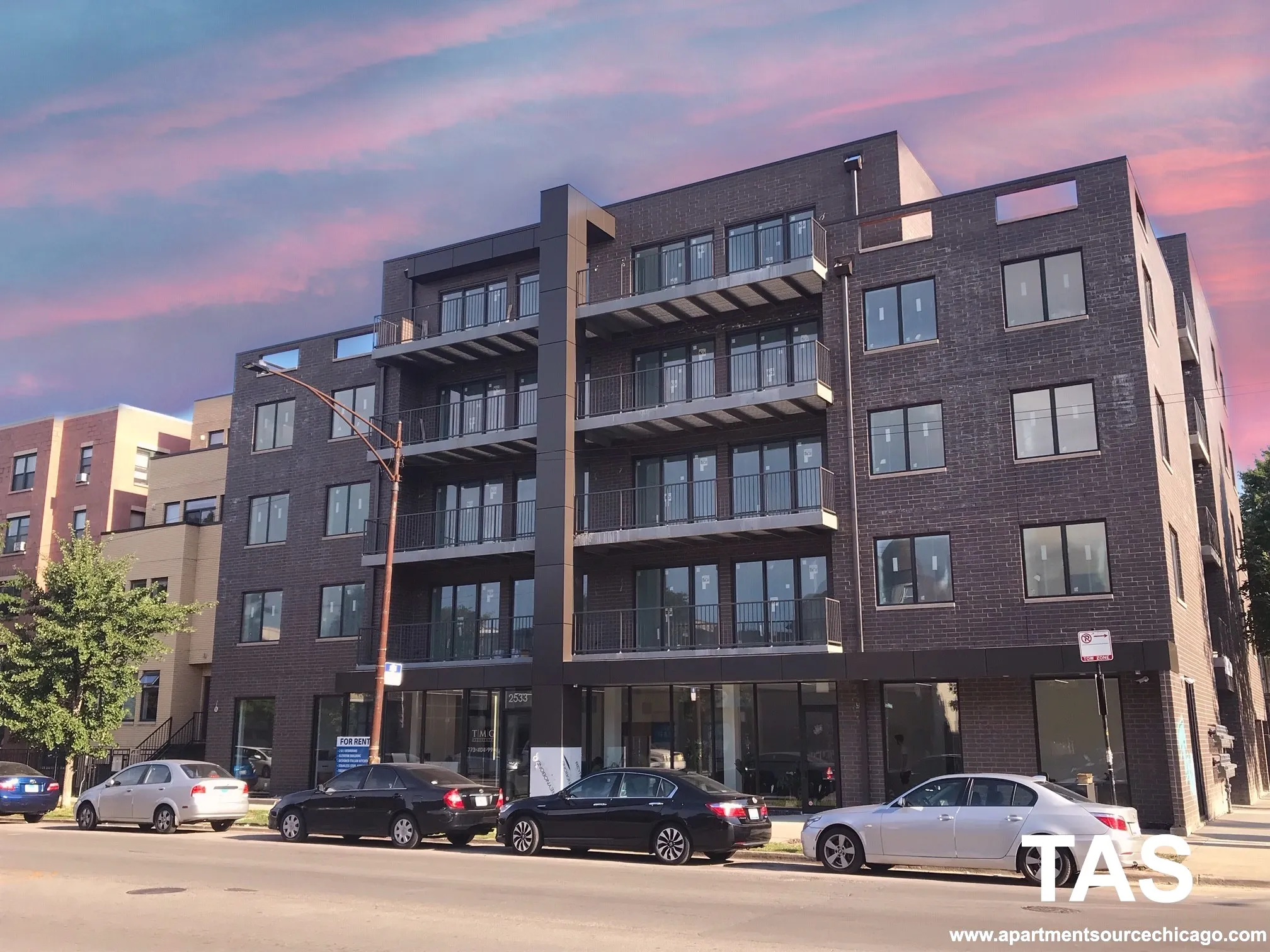 2535 W FULLERTON AVE 60647-unit#404-Chicago-IL