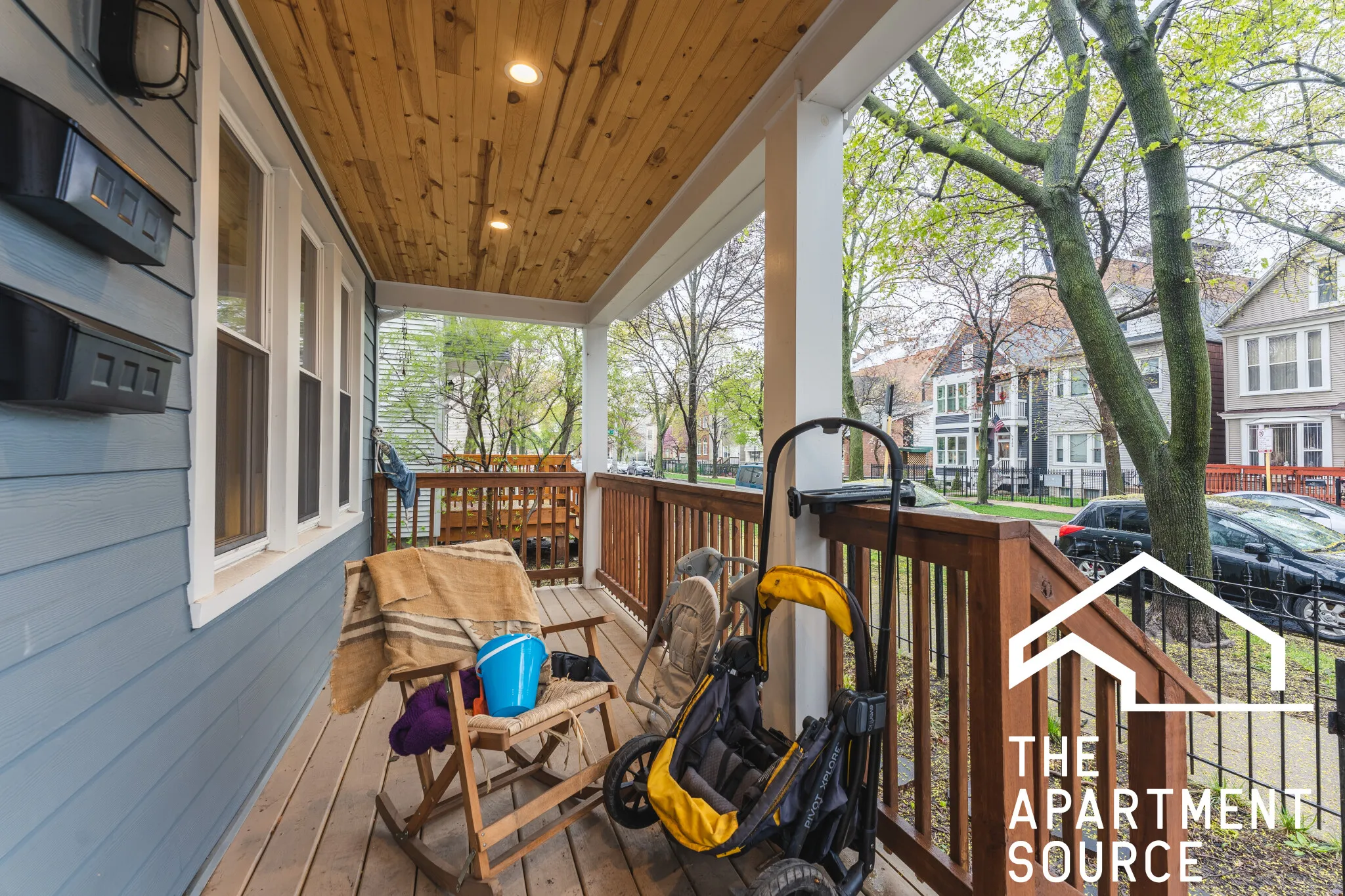 2161 N MAPLEWOOD AVE 60647-unit#2-Chicago-IL