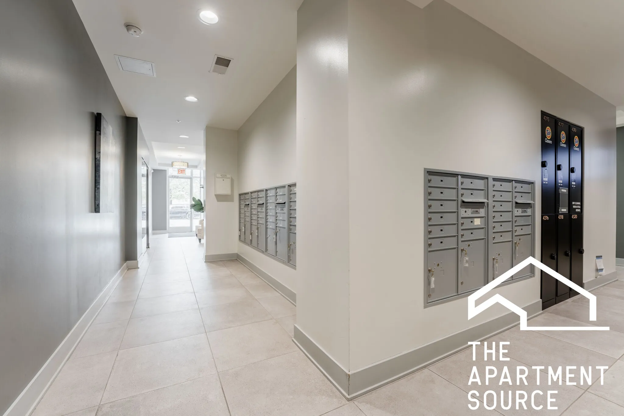 1325 N WELLS ST 60610-Wells Apartments-unit#209-Chicago-IL