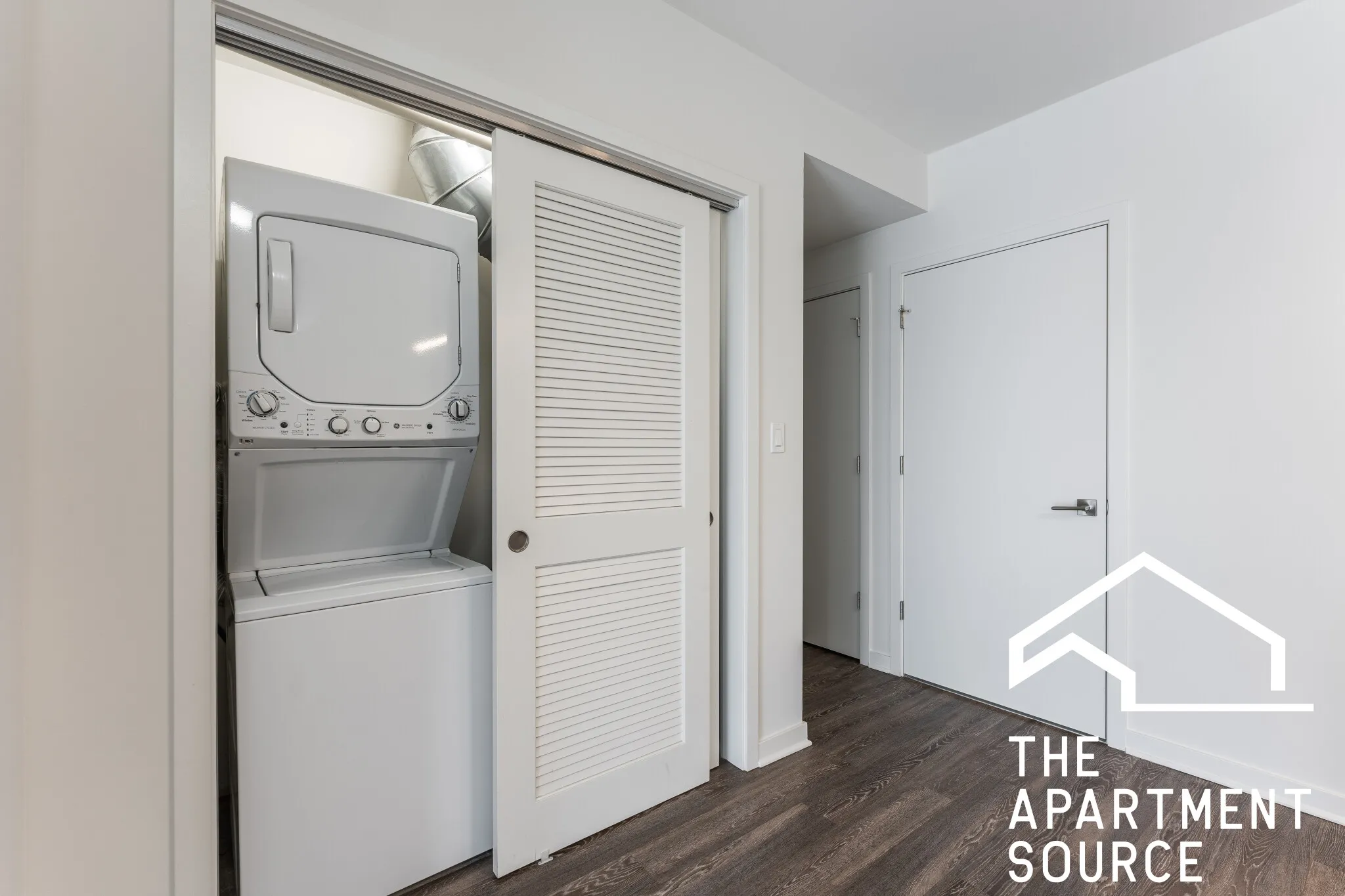 1325 N WELLS ST 60610-Wells Apartments-unit#209-Chicago-IL