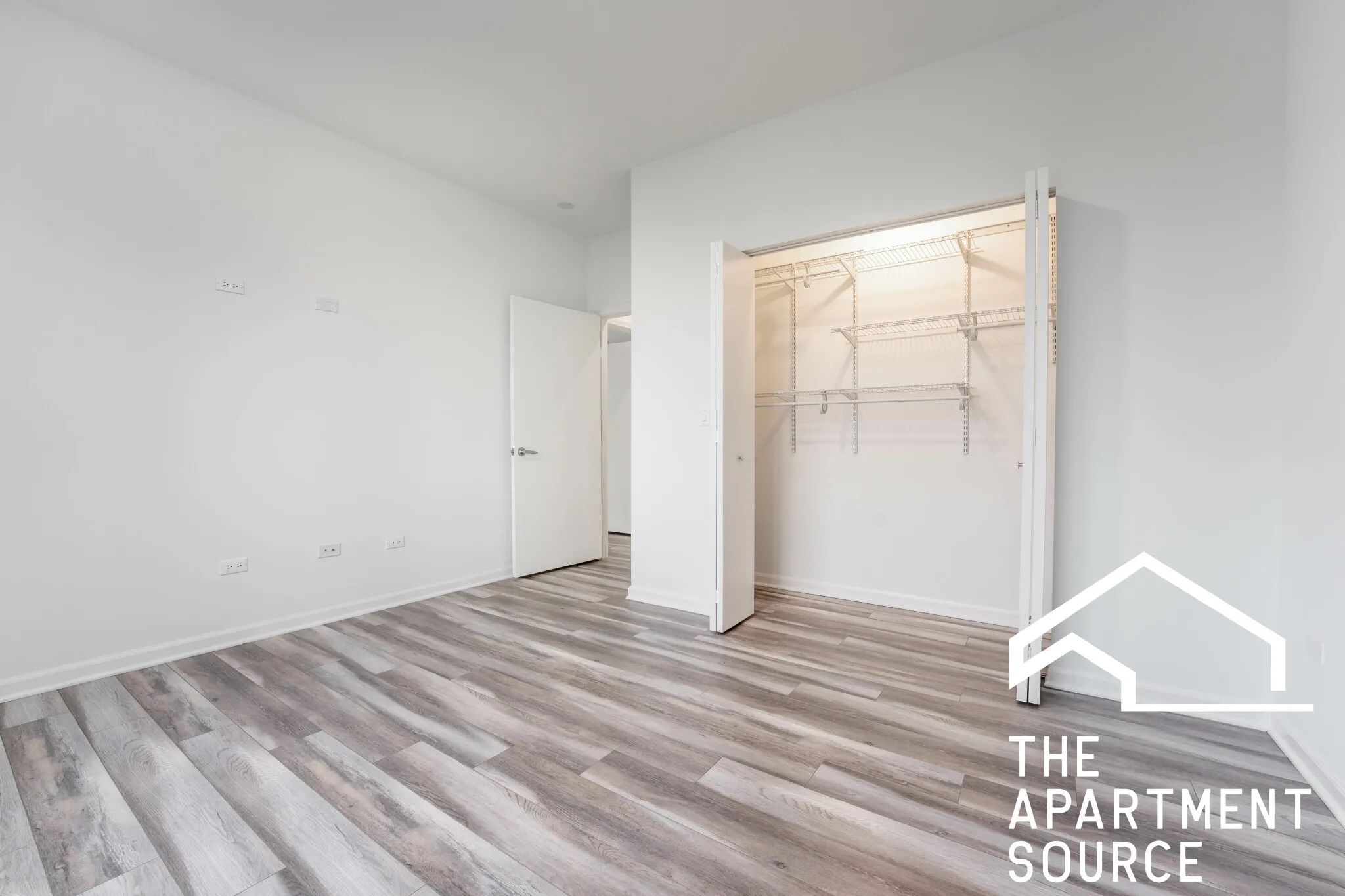 2535 W FULLERTON AVE 60647-unit#404-Chicago-IL