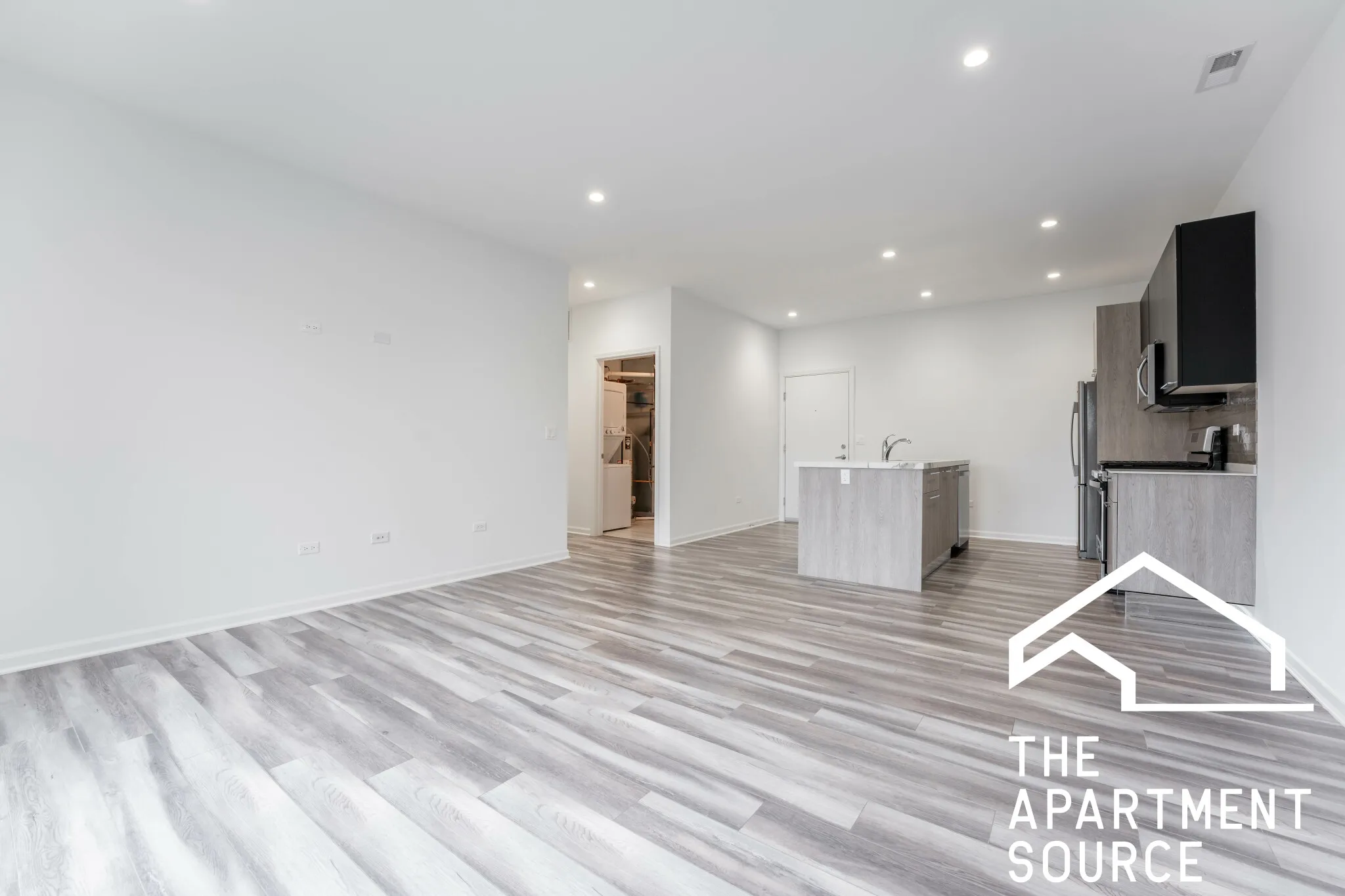 2535 W FULLERTON AVE 60647-unit#404-Chicago-IL