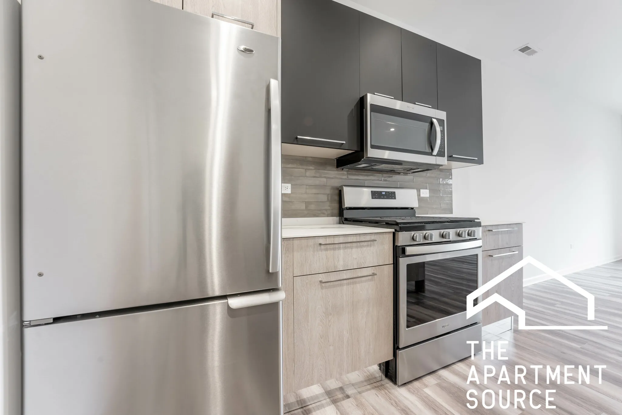 2535 W FULLERTON AVE 60647-unit#404-Chicago-IL