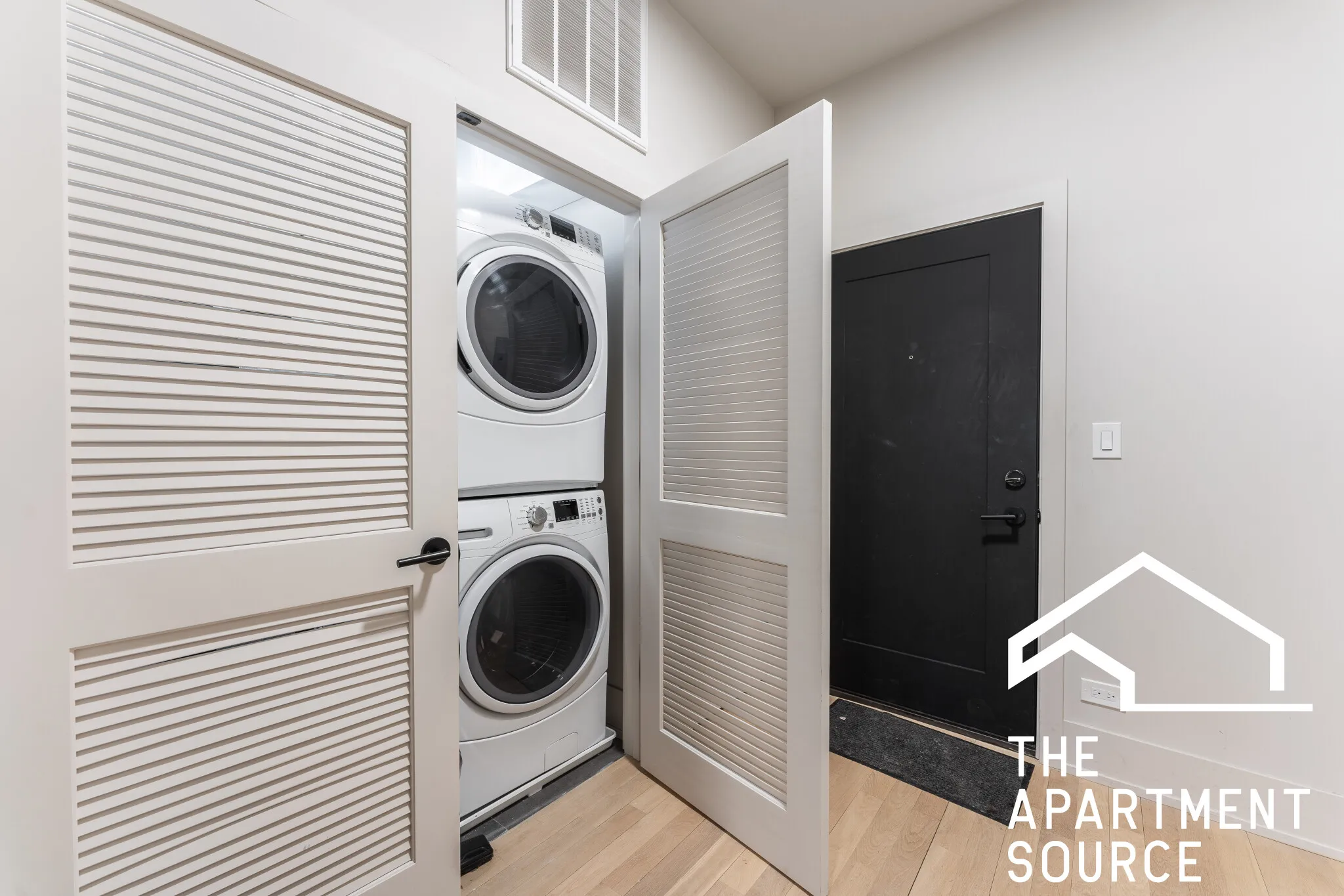 3061 W LOGAN BLVD 60647-unit#3-Chicago-IL