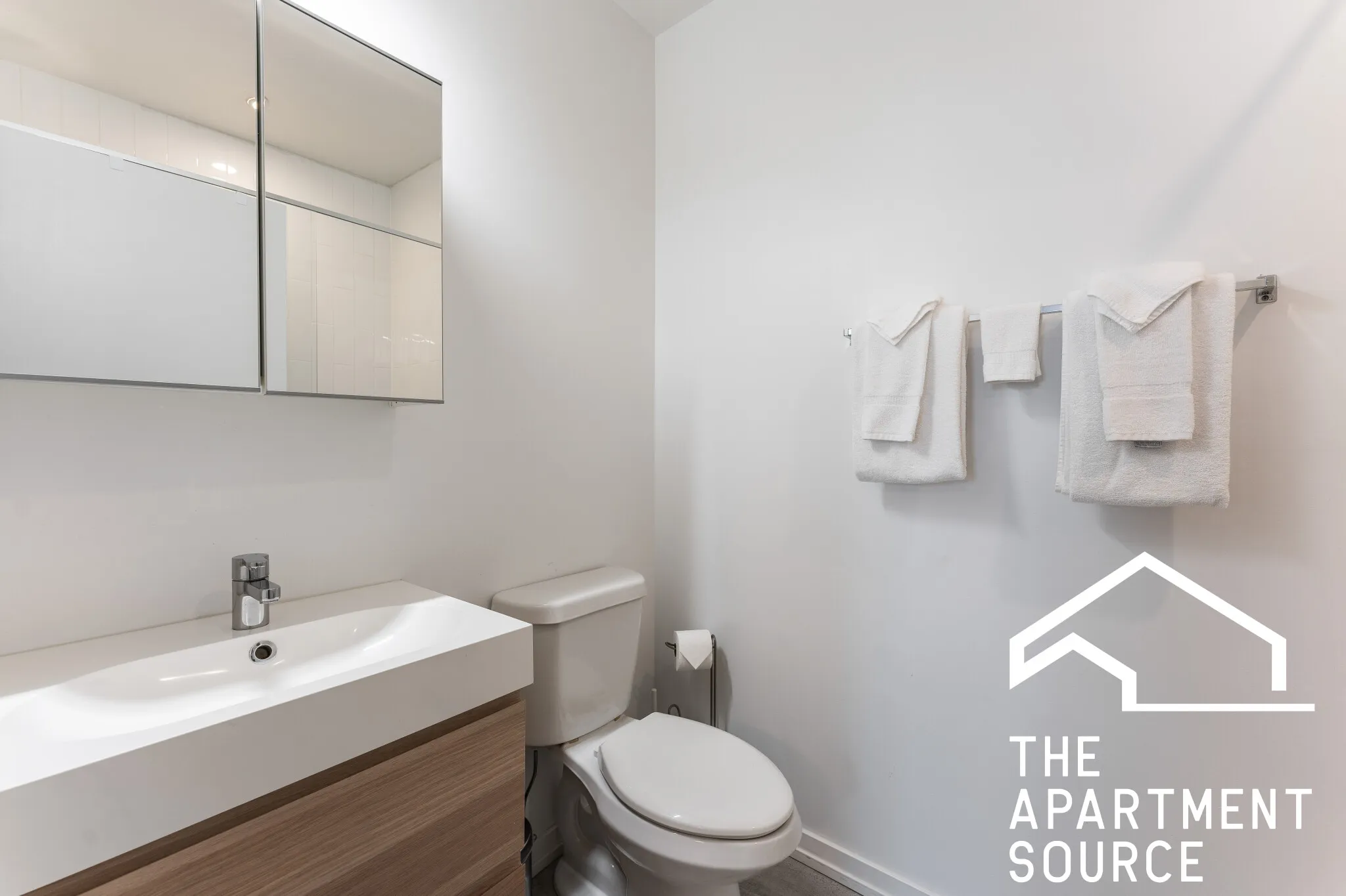 1219 W GUNNISON ST 60640-unit#2R-Chicago-IL