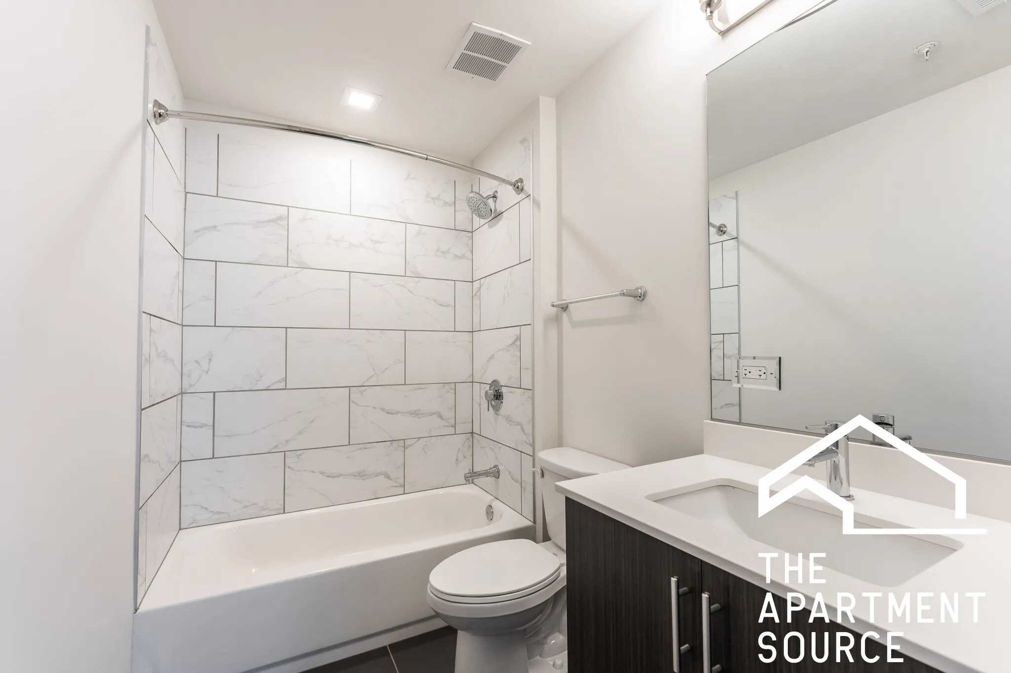 1325 N WELLS ST 60610-Wells Apartments-unit#209-Chicago-IL