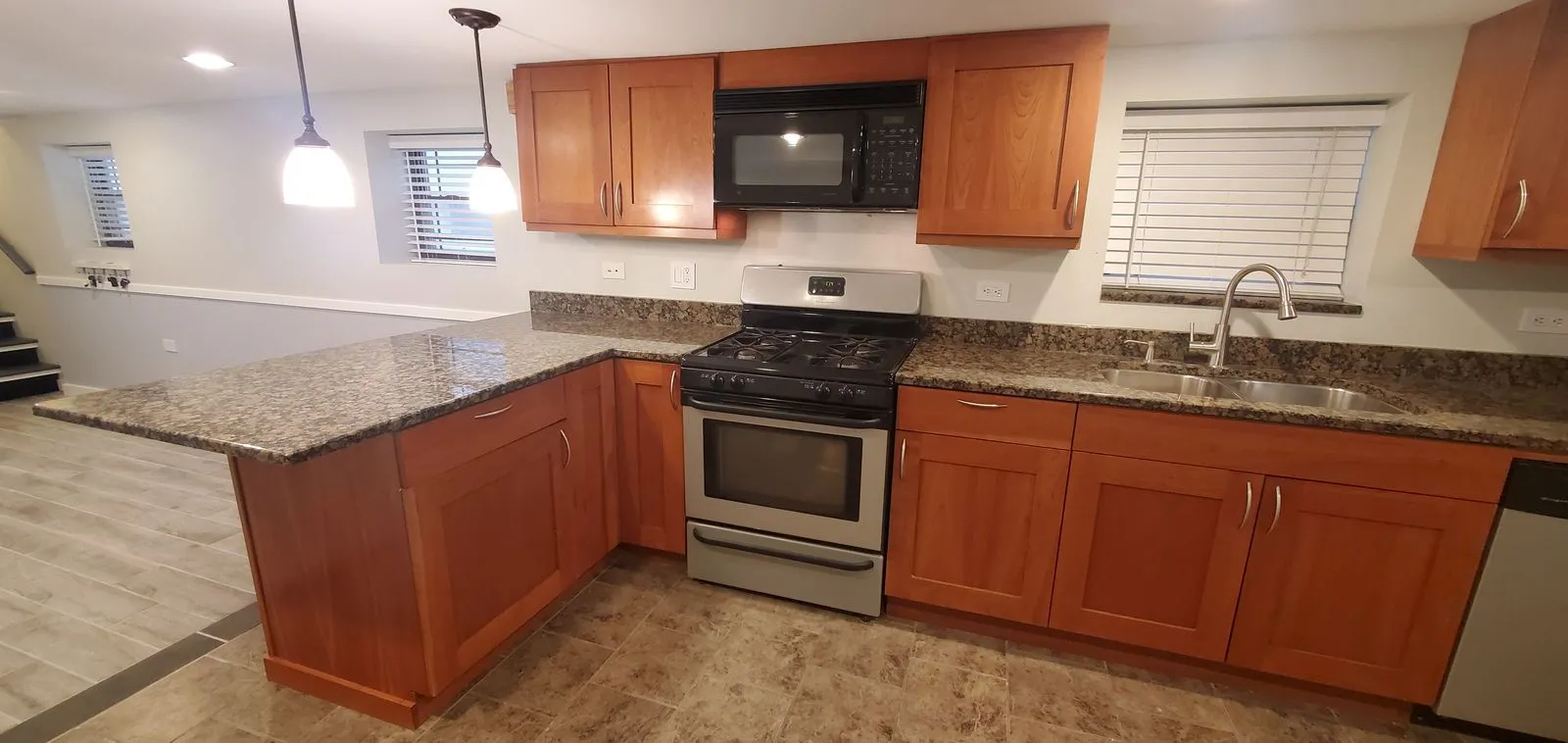 3609 N DRAKE AVE 60618-unit#G-Chicago-IL