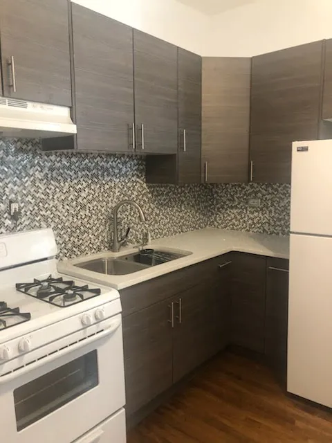 852 N HOYNE AVE 60622-unit#2F-Chicago-IL