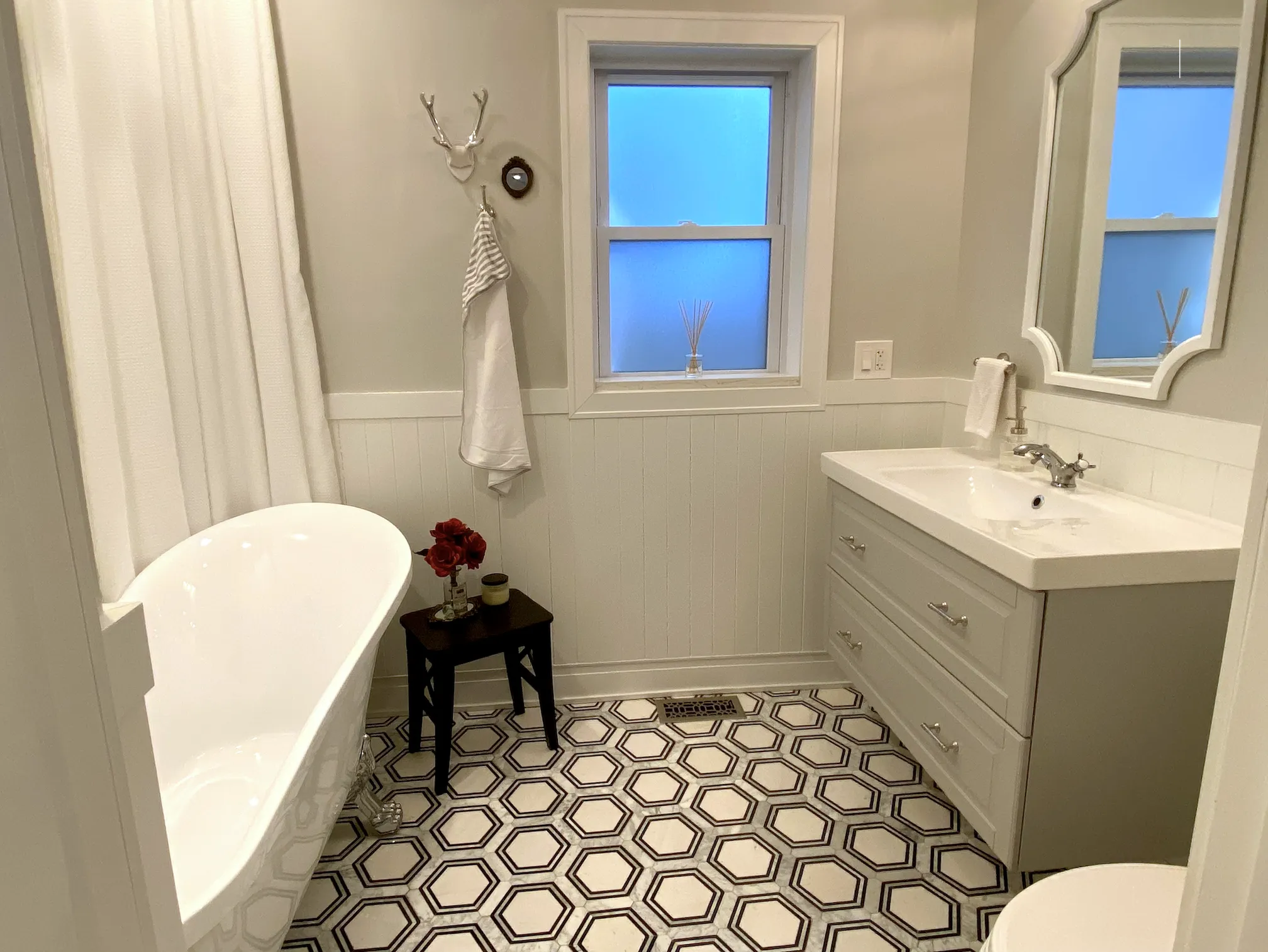 4055 W BARRY AVE 60641-unit#1-Chicago-IL