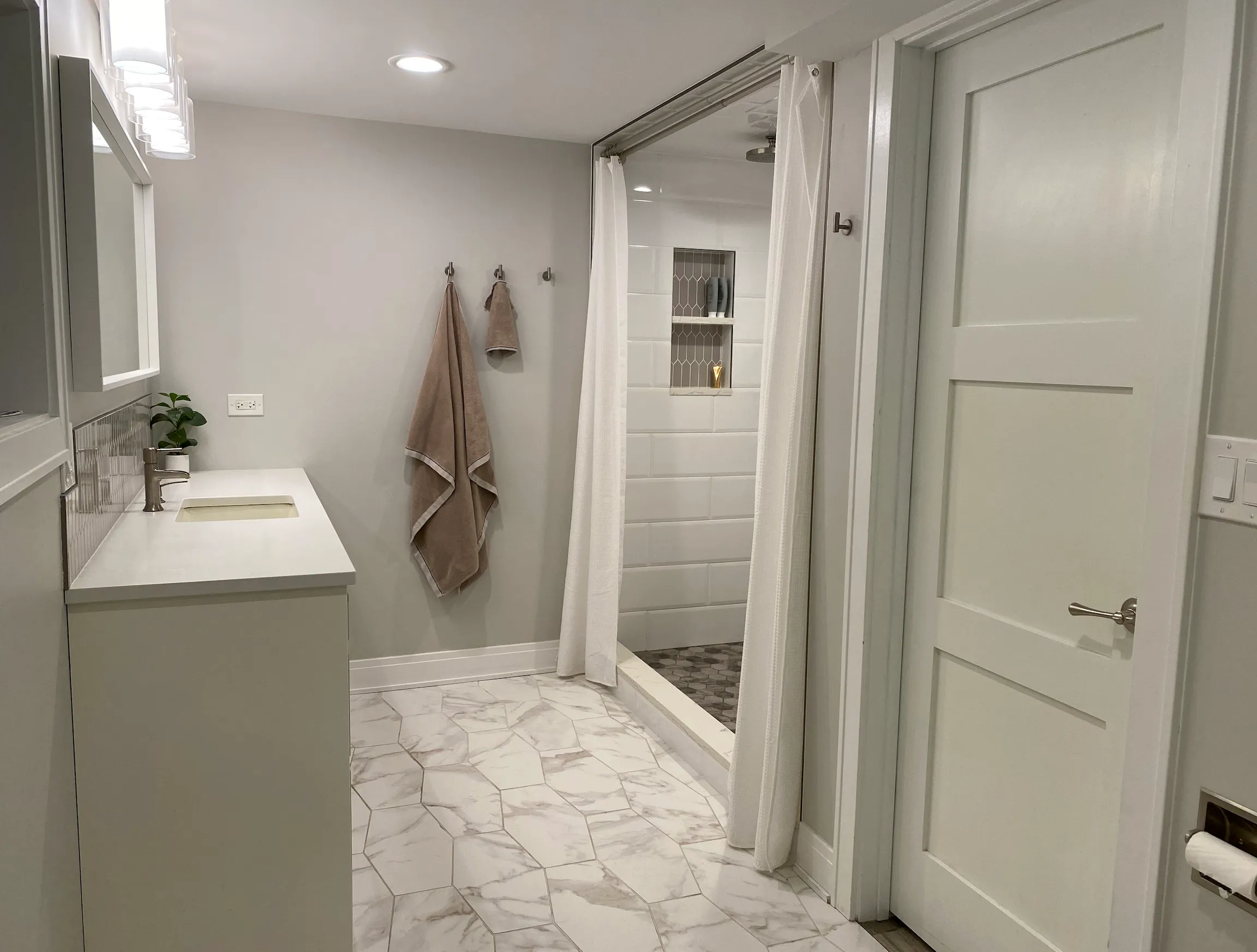 4055 W BARRY AVE 60641-unit#1-Chicago-IL