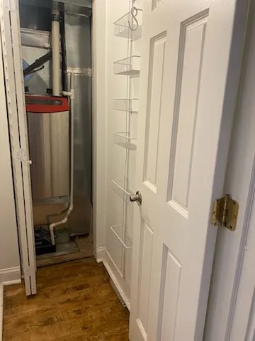 852 N HOYNE AVE 60622-unit#2F-Chicago-IL