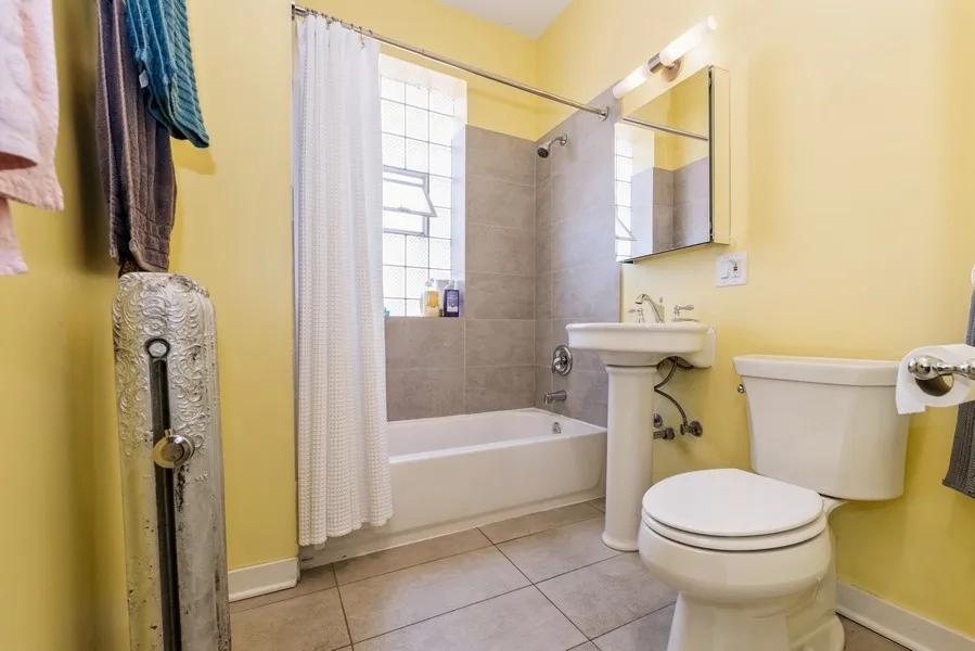 4444 N MAGNOLIA AVE 60640-unit#3N-Chicago-IL