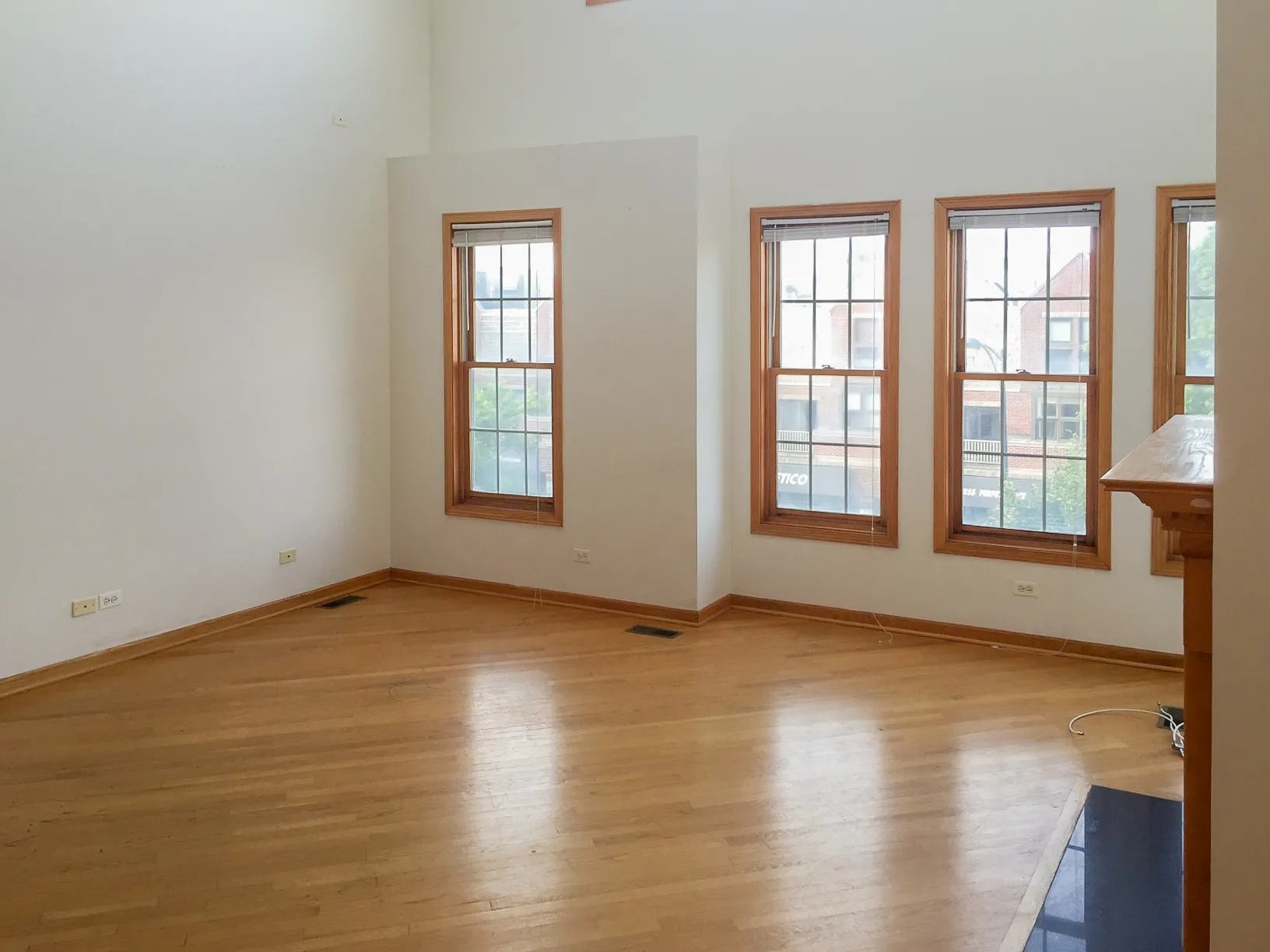 1326 W DIVERSEY PKWY 60614-unit#3-Chicago-IL