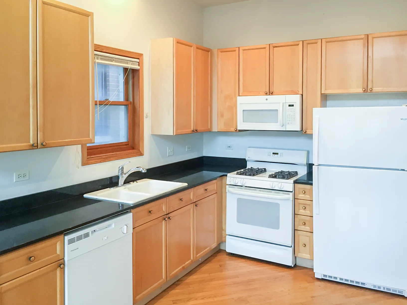 1326 W DIVERSEY PKWY 60614-unit#3-Chicago-IL