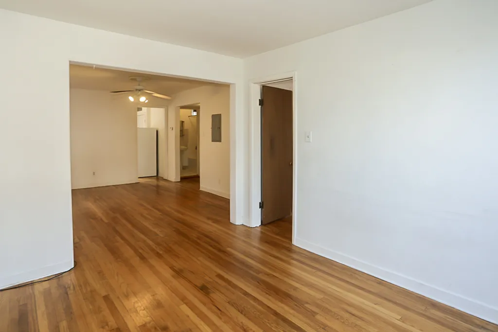 1507 W BARRY AVE 60657-unit#2-Chicago-IL
