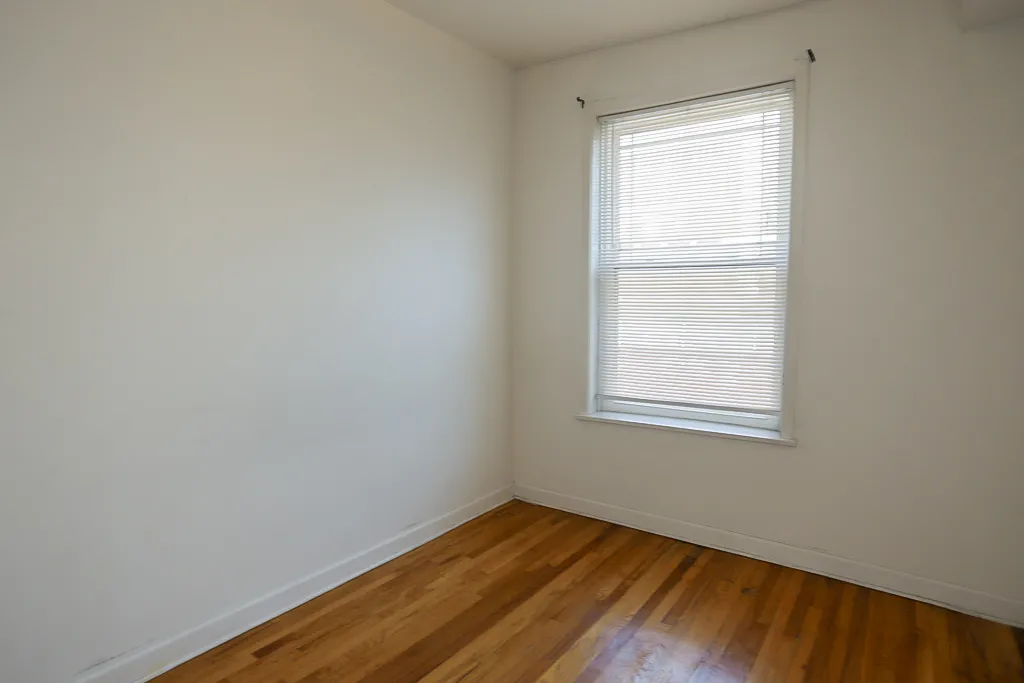 1507 W BARRY AVE 60657-unit#2-Chicago-IL