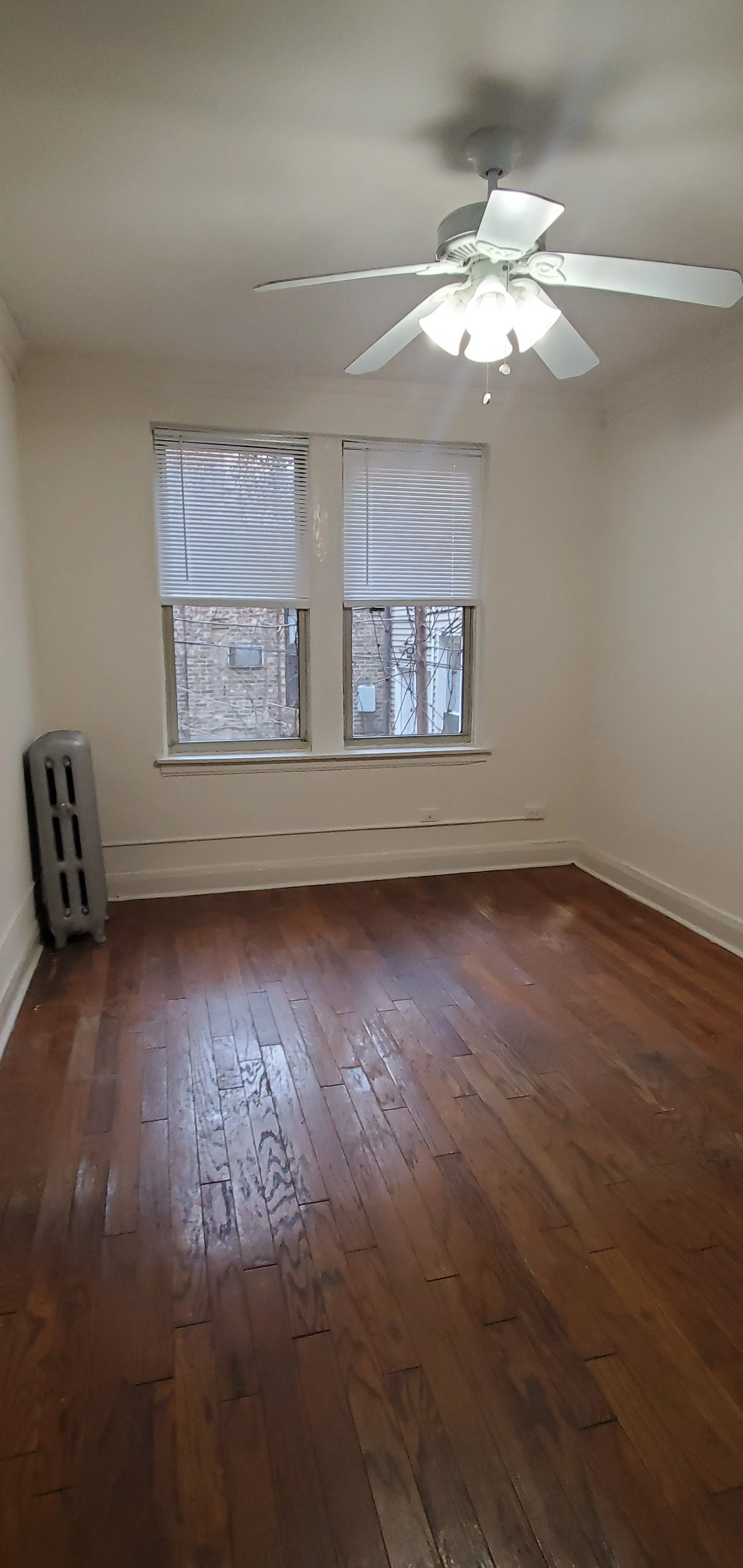 640 W BRIAR PL 60657-unit#106-Chicago-IL