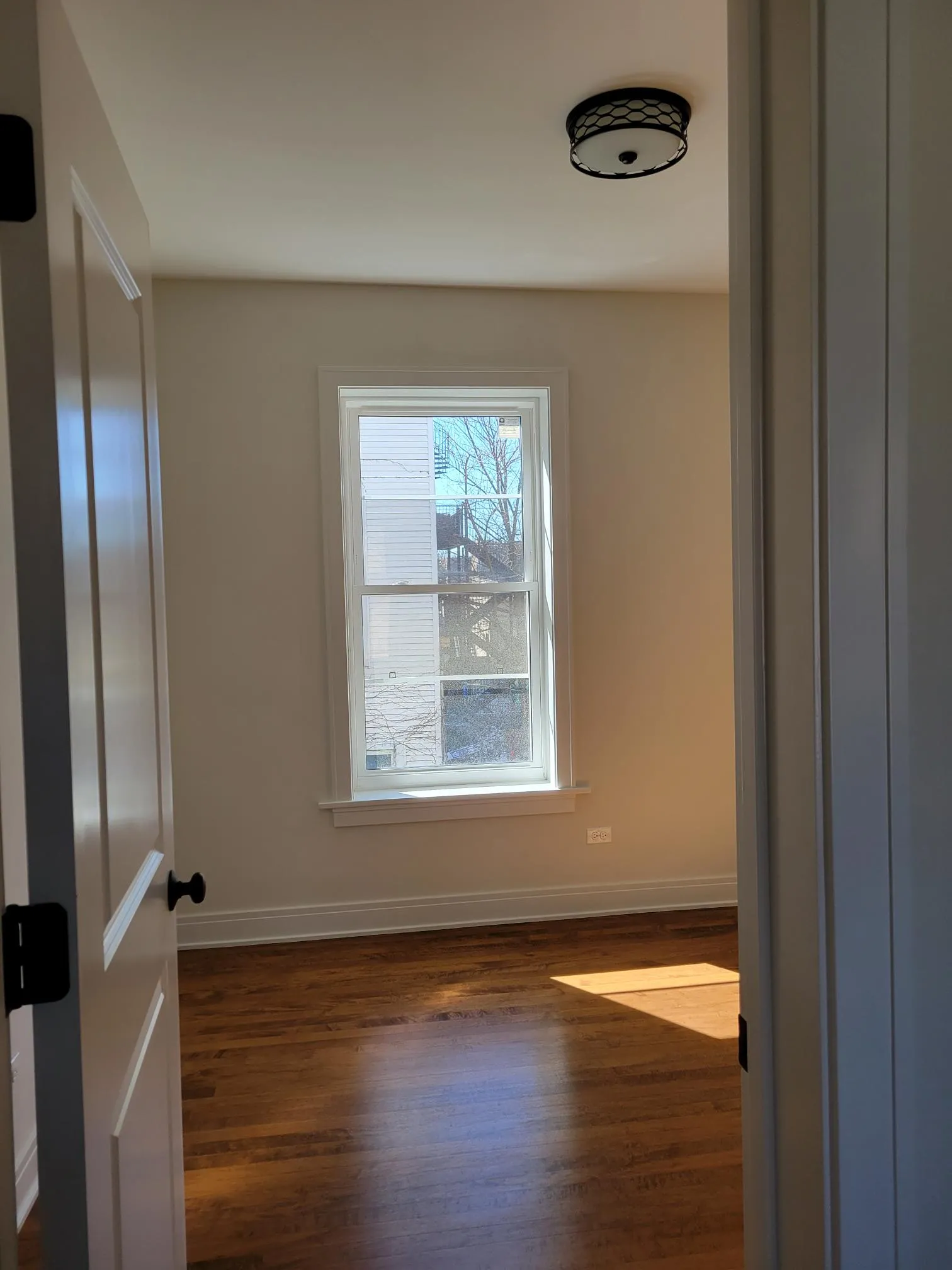 1239 W WAVELAND AVE 60613-unit#1-Chicago-IL