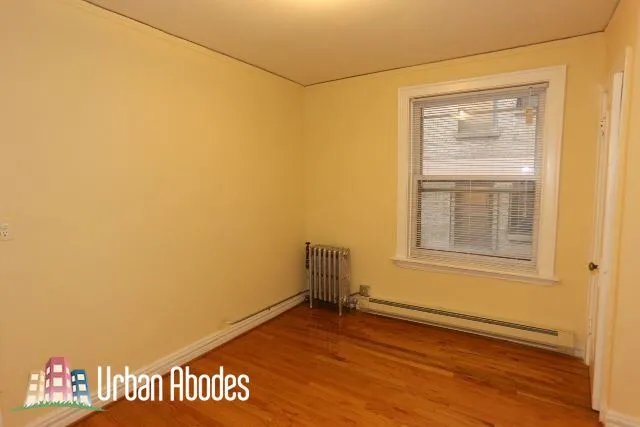 425 W ROSCOE ST 60657-unit#202-Chicago-IL