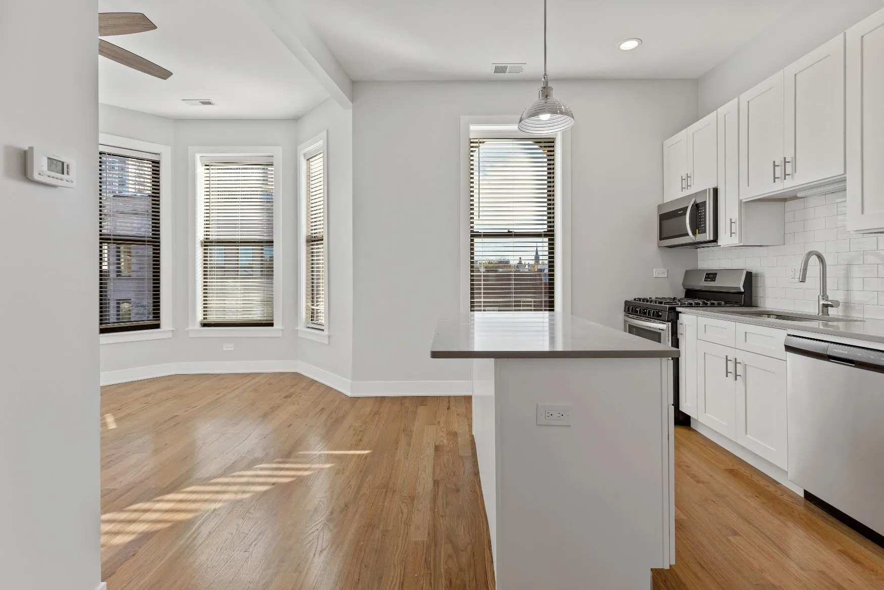 356 W DICKENS AVE 60614-unit#4-Chicago-IL