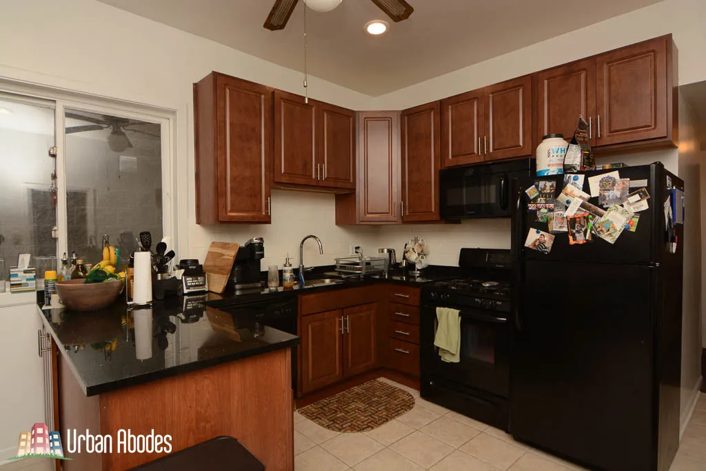 1416 W WOLFRAM ST 60657-unit#2-Chicago-IL