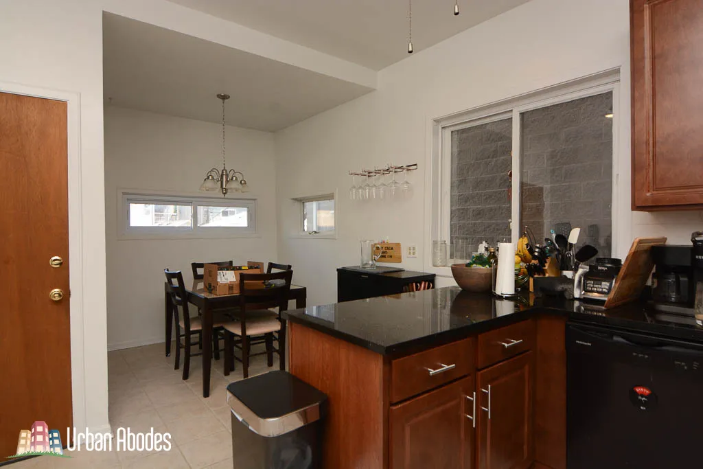 1416 W WOLFRAM ST 60657-unit#2-Chicago-IL