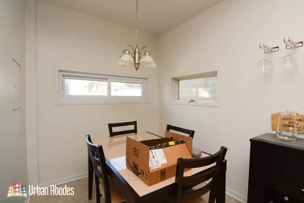 1416 W WOLFRAM ST 60657-unit#2-Chicago-IL