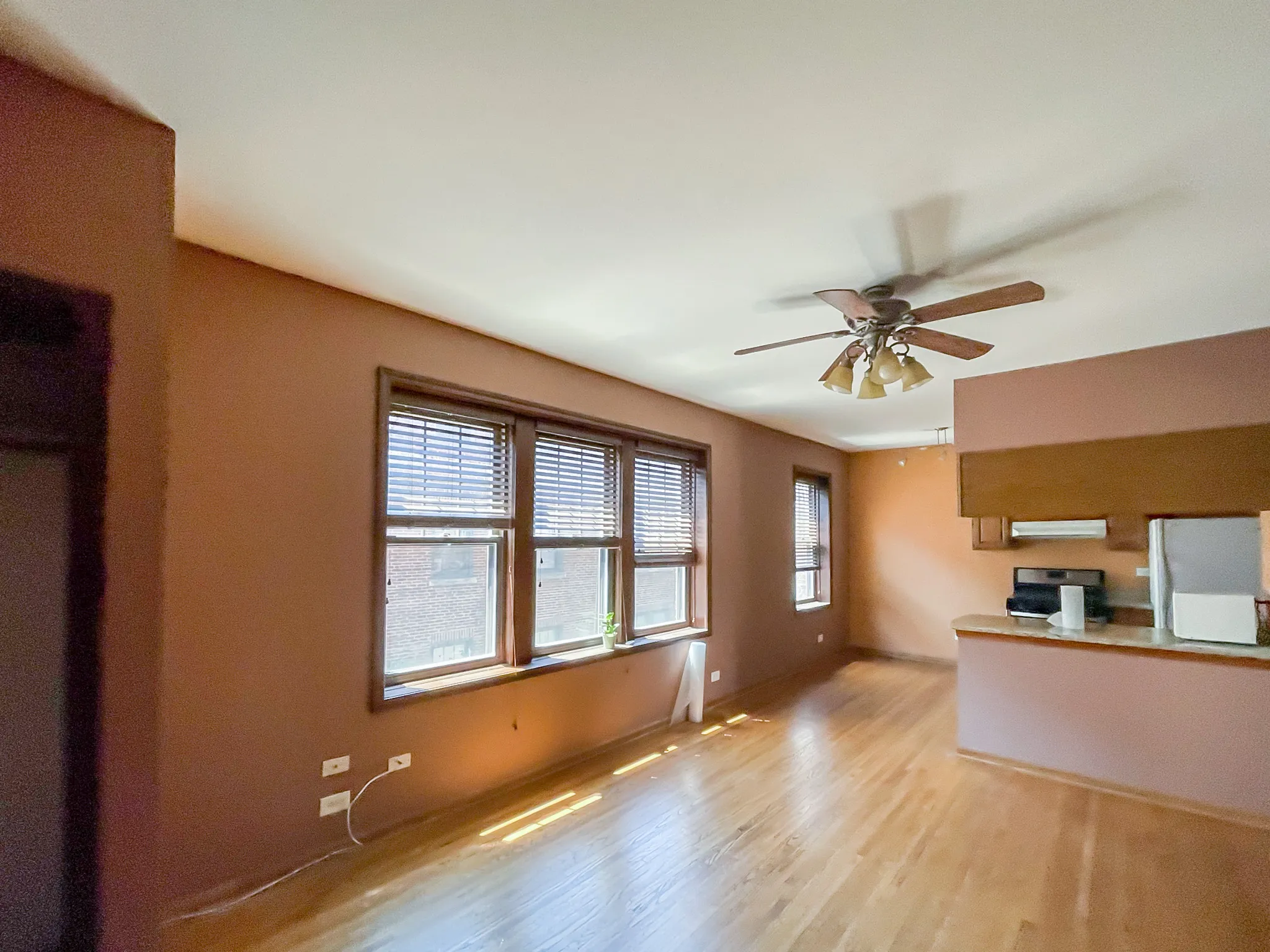 3714 N SHEFFIELD AVE 60613-unit#302-Chicago-IL