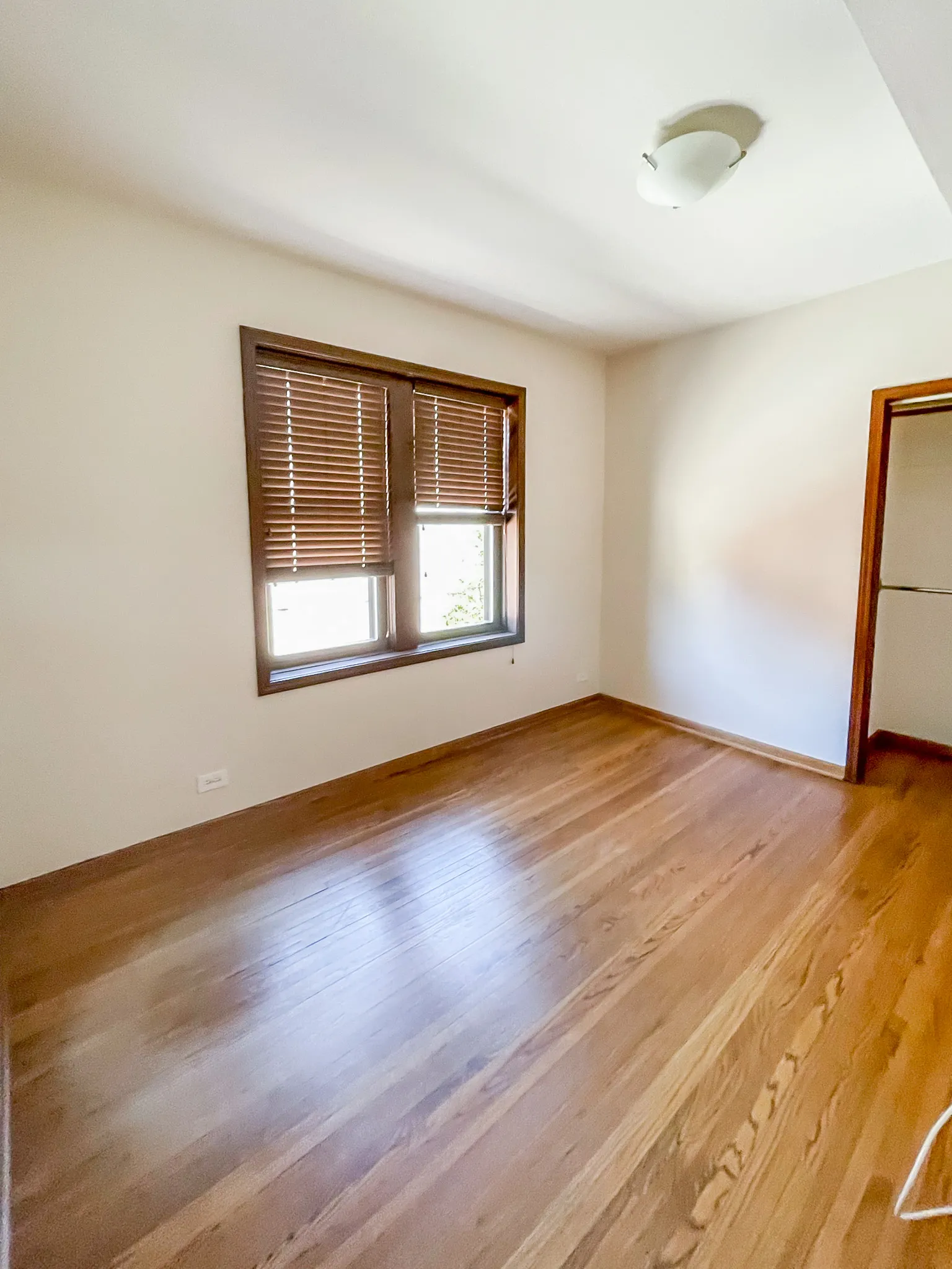 3714 N SHEFFIELD AVE 60613-unit#302-Chicago-IL