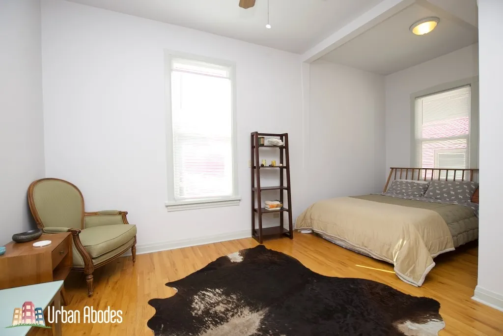 1211 W MELROSE ST 60657-unit#3-Chicago-IL