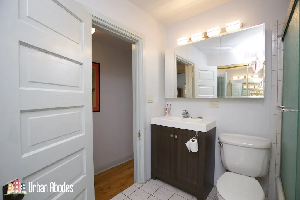 1211 W MELROSE ST 60657-unit#3-Chicago-IL